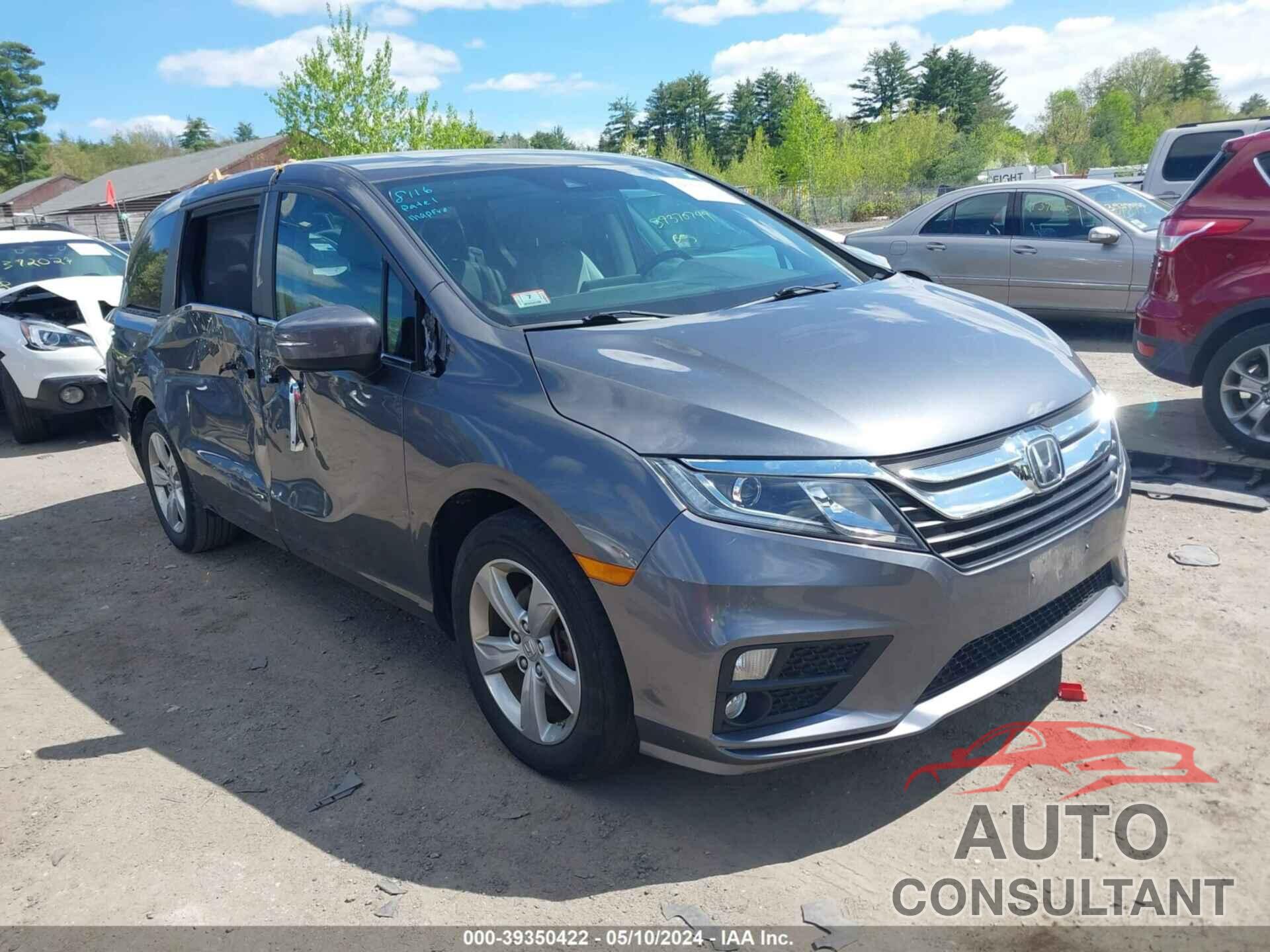 HONDA ODYSSEY 2018 - 5FNRL6H78JB008899