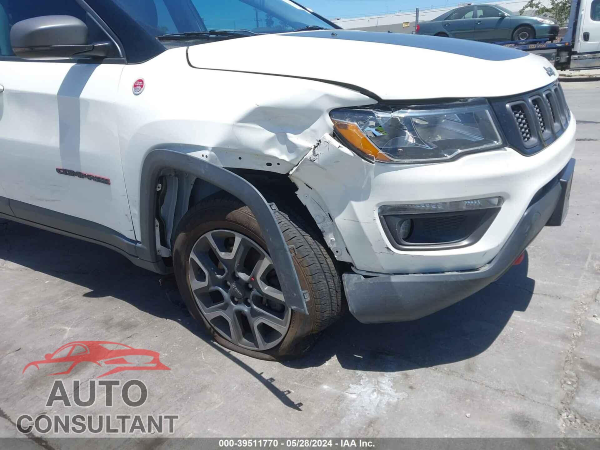 JEEP COMPASS 2019 - 3C4NJDDB4KT709090