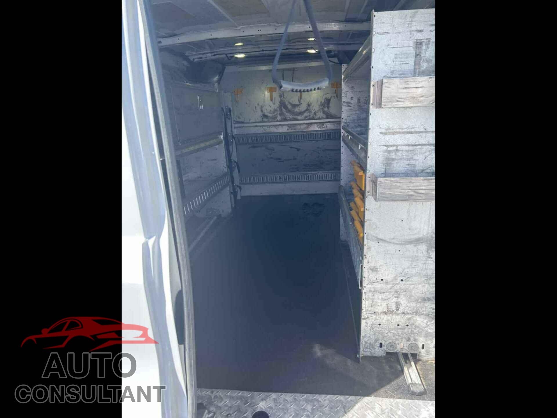 FORD TRANSIT 2017 - 1FTYE1YM2HKA60265