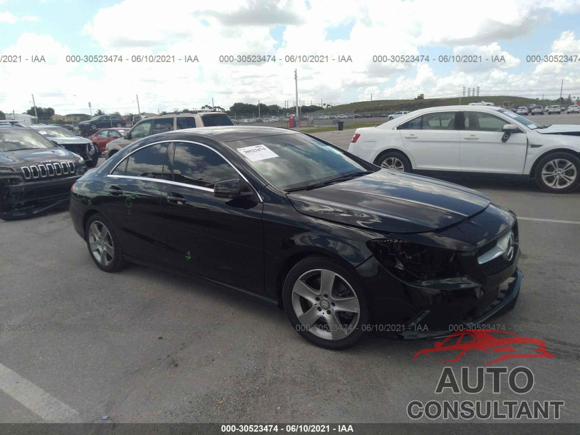 MERCEDES-BENZ CLA 2017 - WDDSJ4EB6HN423919