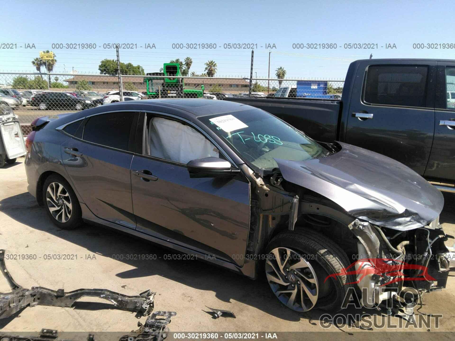 HONDA CIVIC SEDAN 2017 - 19XFC2F72HE232152