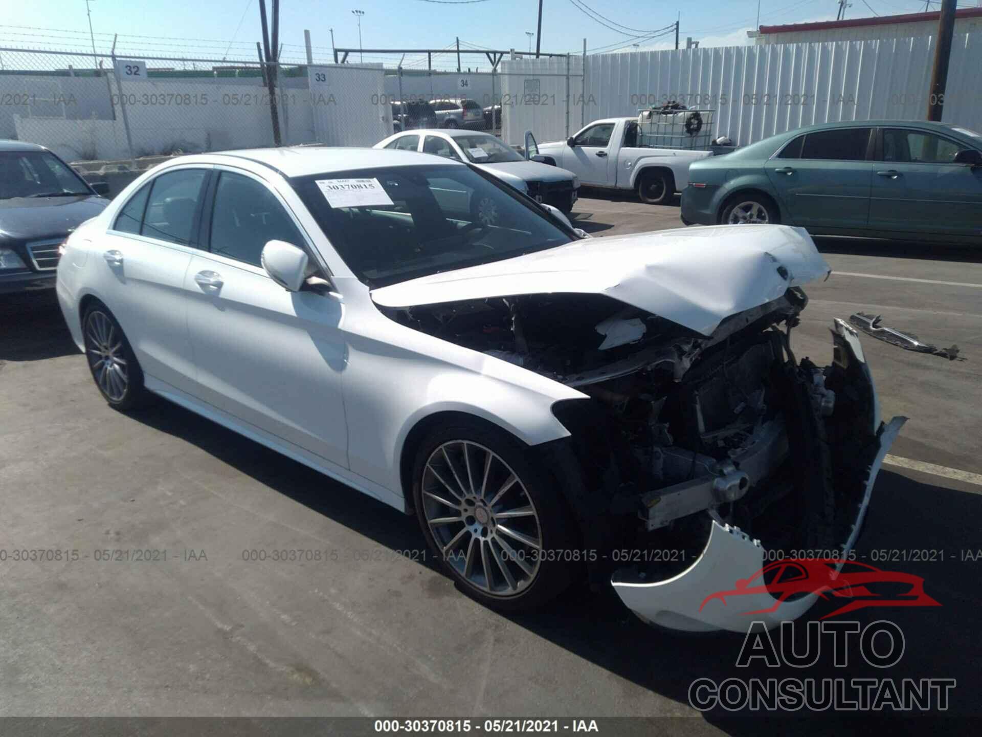 MERCEDES-BENZ C-CLASS 2016 - 55SWF4JB0GU104630