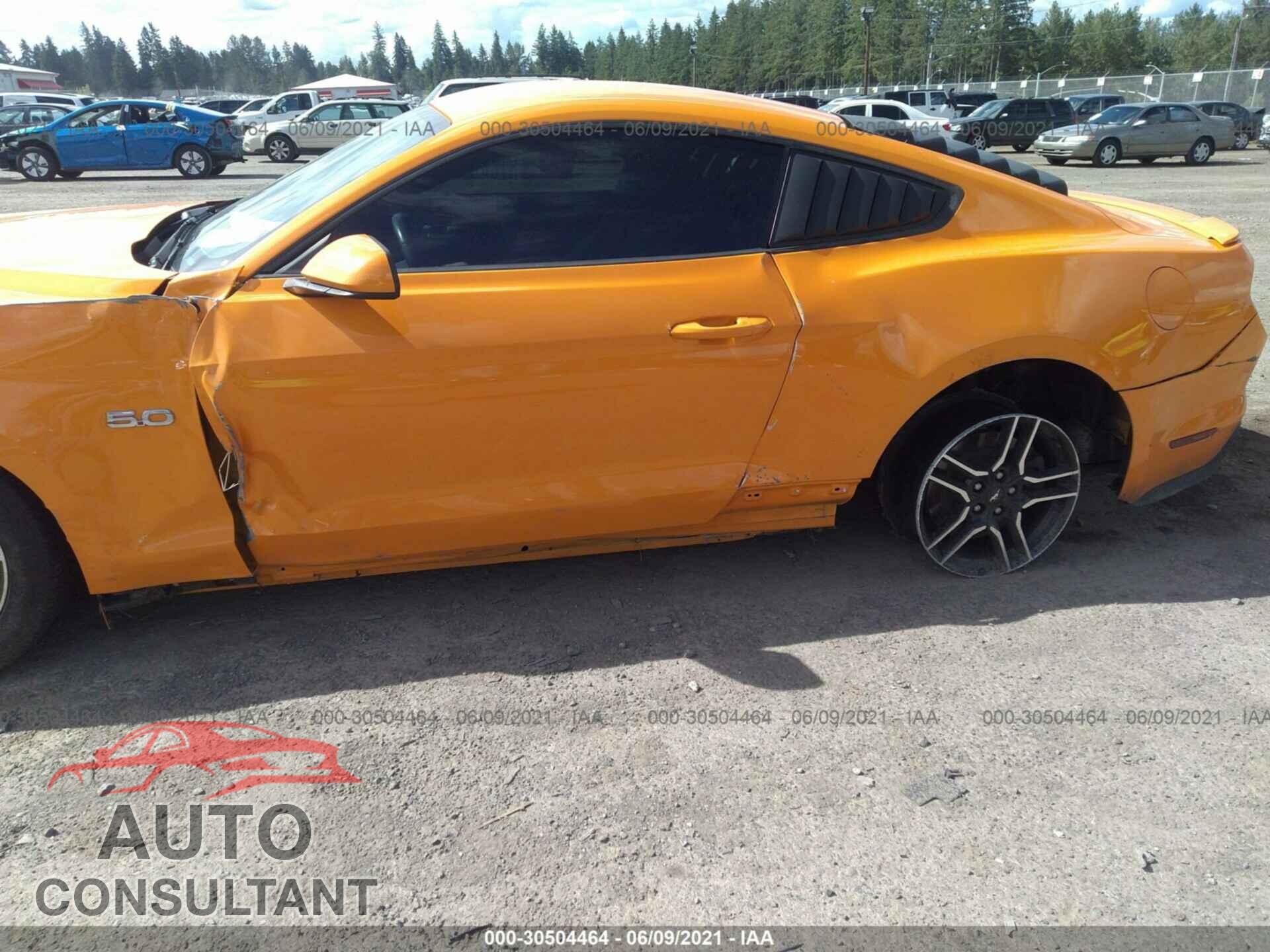 FORD MUSTANG 2018 - 1FA6P8CF4J5123895