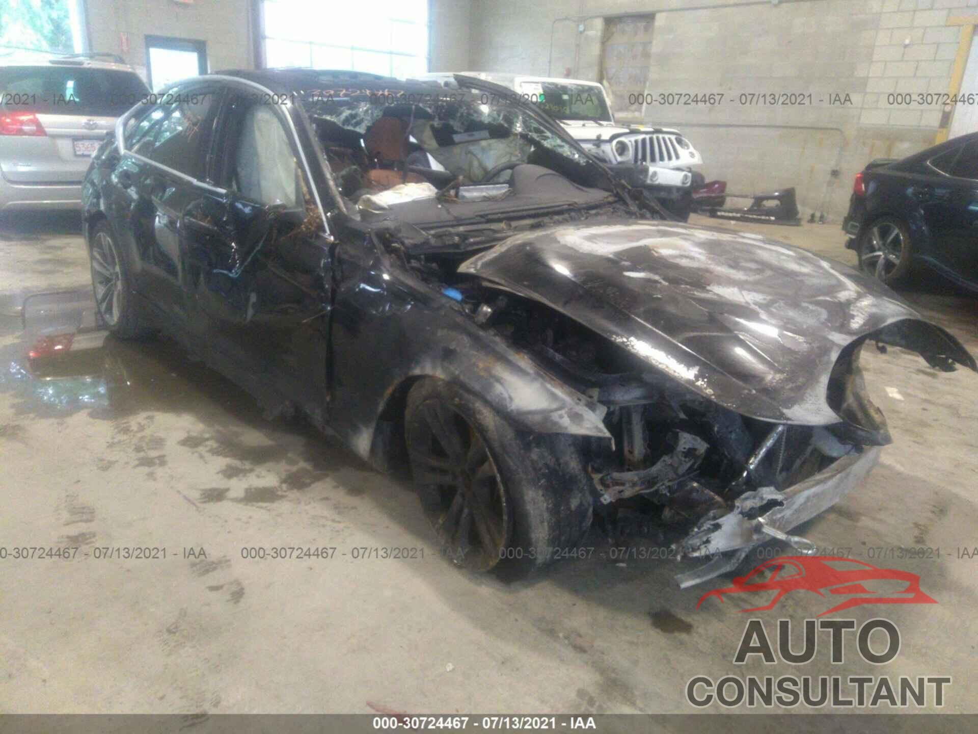 BMW 3 SERIES 2017 - WBA8D9G33HNU65623