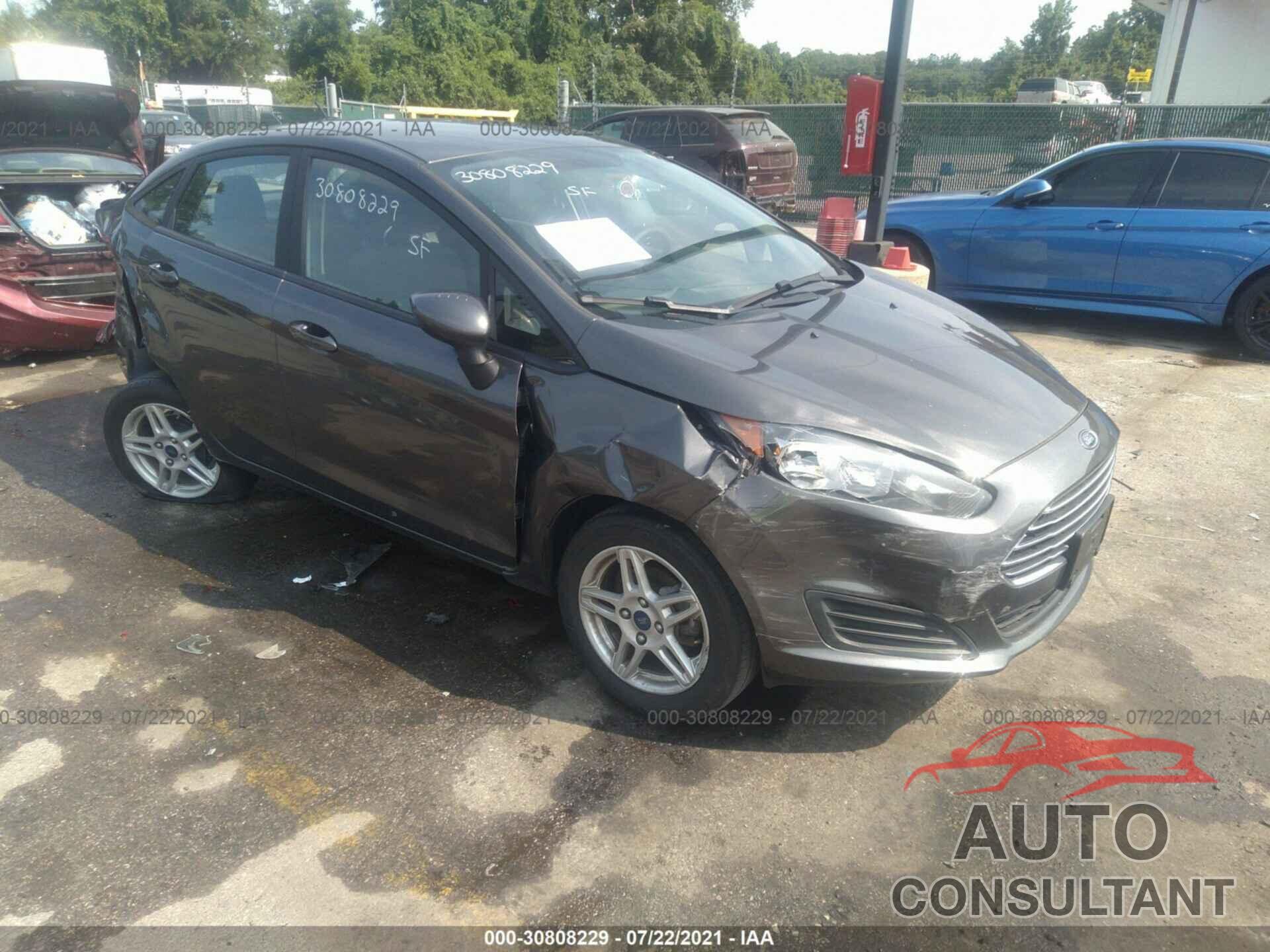 FORD FIESTA 2018 - 3FADP4BJXJM111587