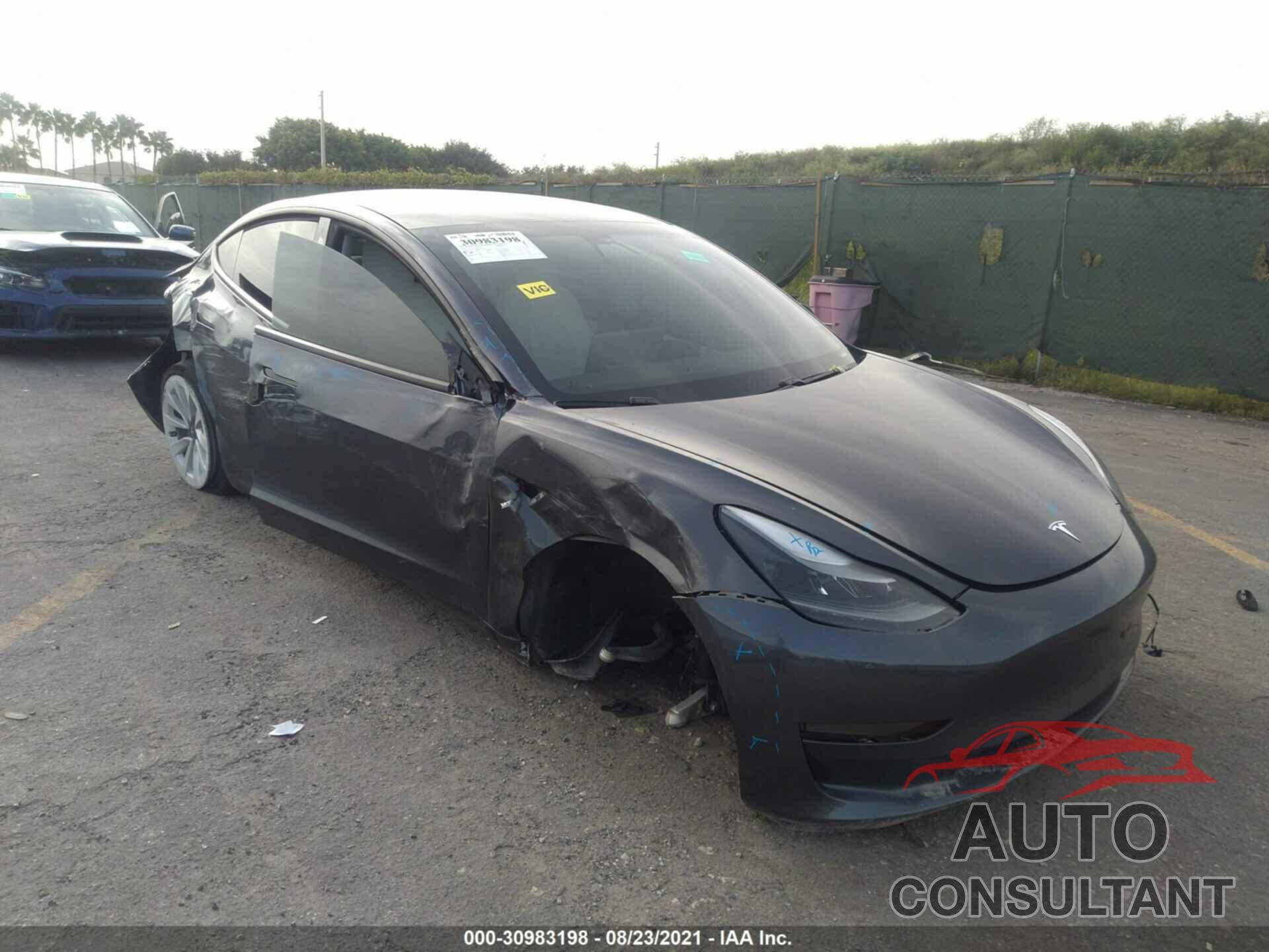 TESLA MODEL 3 2021 - 5YJ3E1EAXMF922126