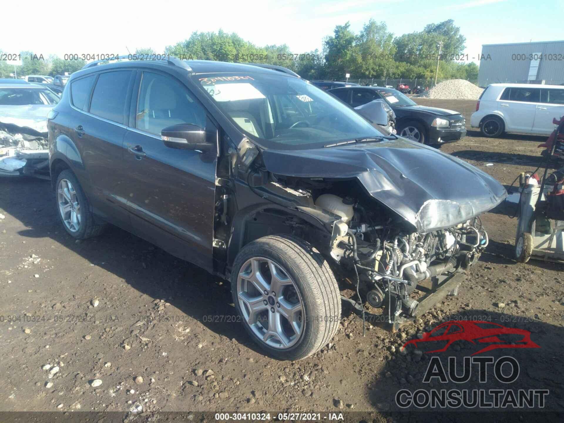 FORD ESCAPE 2017 - 1FMCU9J93HUB40921
