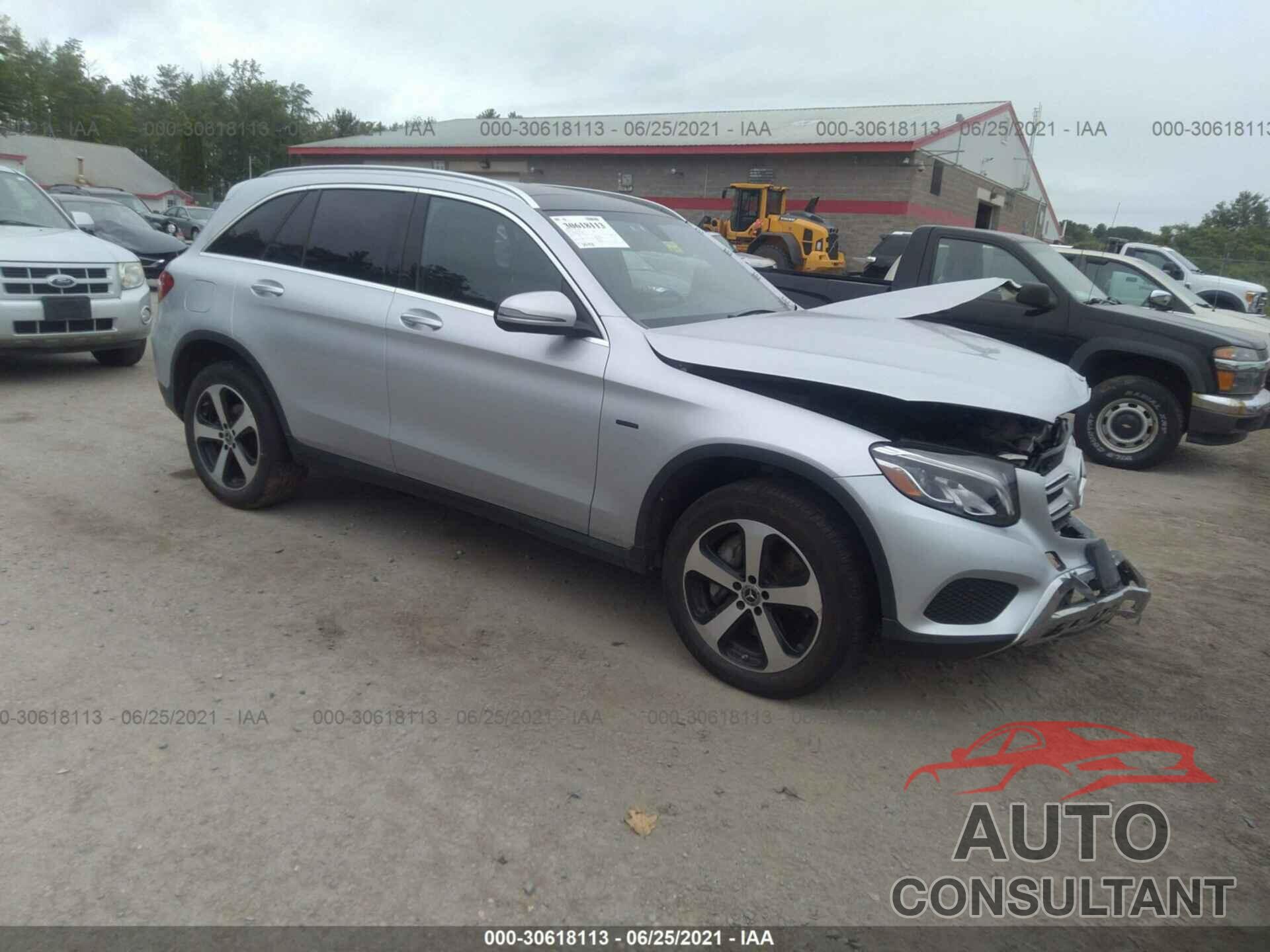 MERCEDES-BENZ GLC 2019 - WDC0G5EB7KF511265