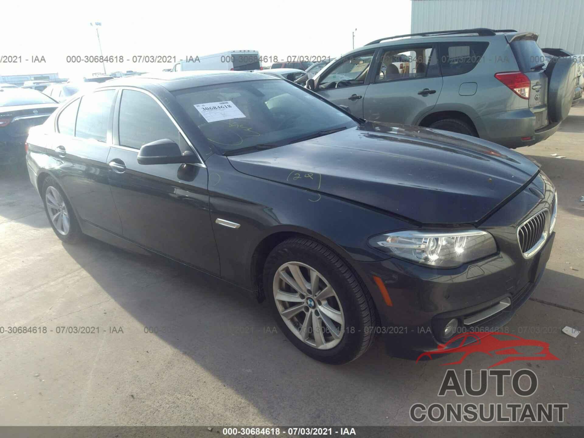 BMW 5 SERIES 2016 - WBA5A5C57GG349307