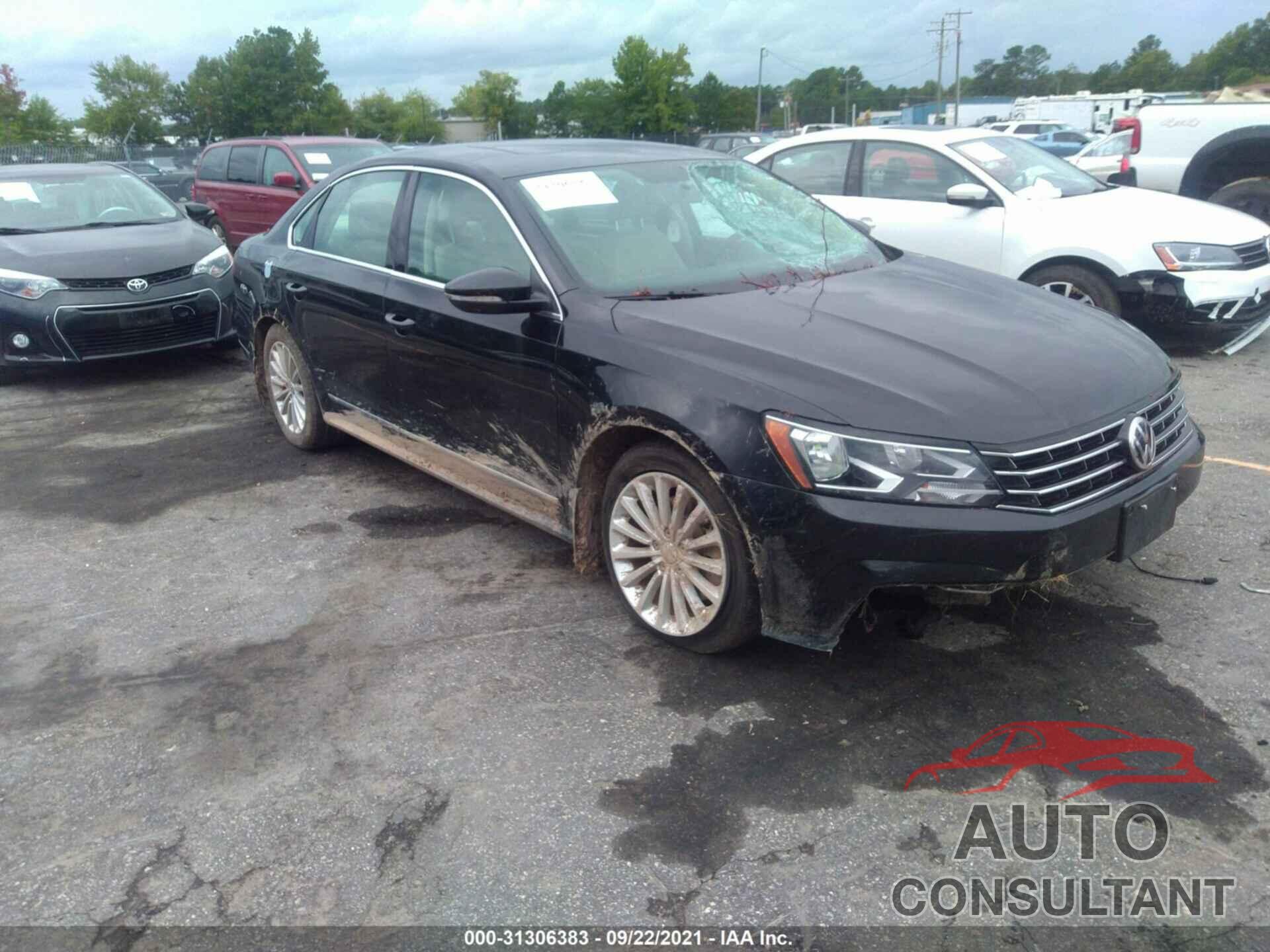 VOLKSWAGEN PASSAT 2016 - 1VWBT7A36GC009308