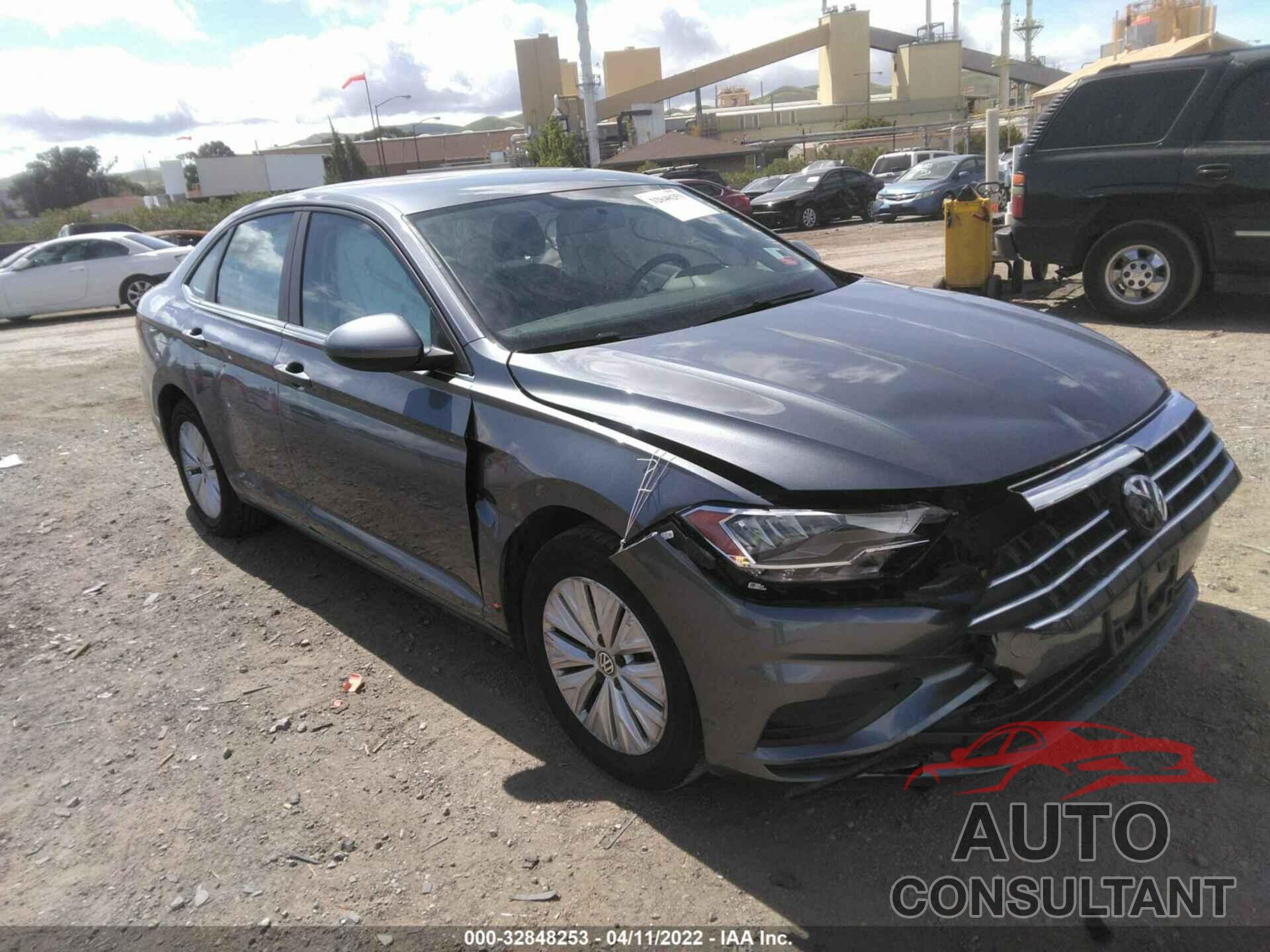 VOLKSWAGEN JETTA 2019 - 3VWC57BU3KM079622
