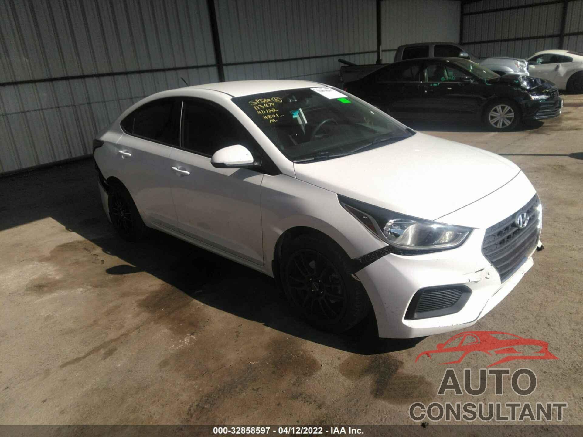 HYUNDAI ACCENT 2018 - 3KPC24A35JE034841