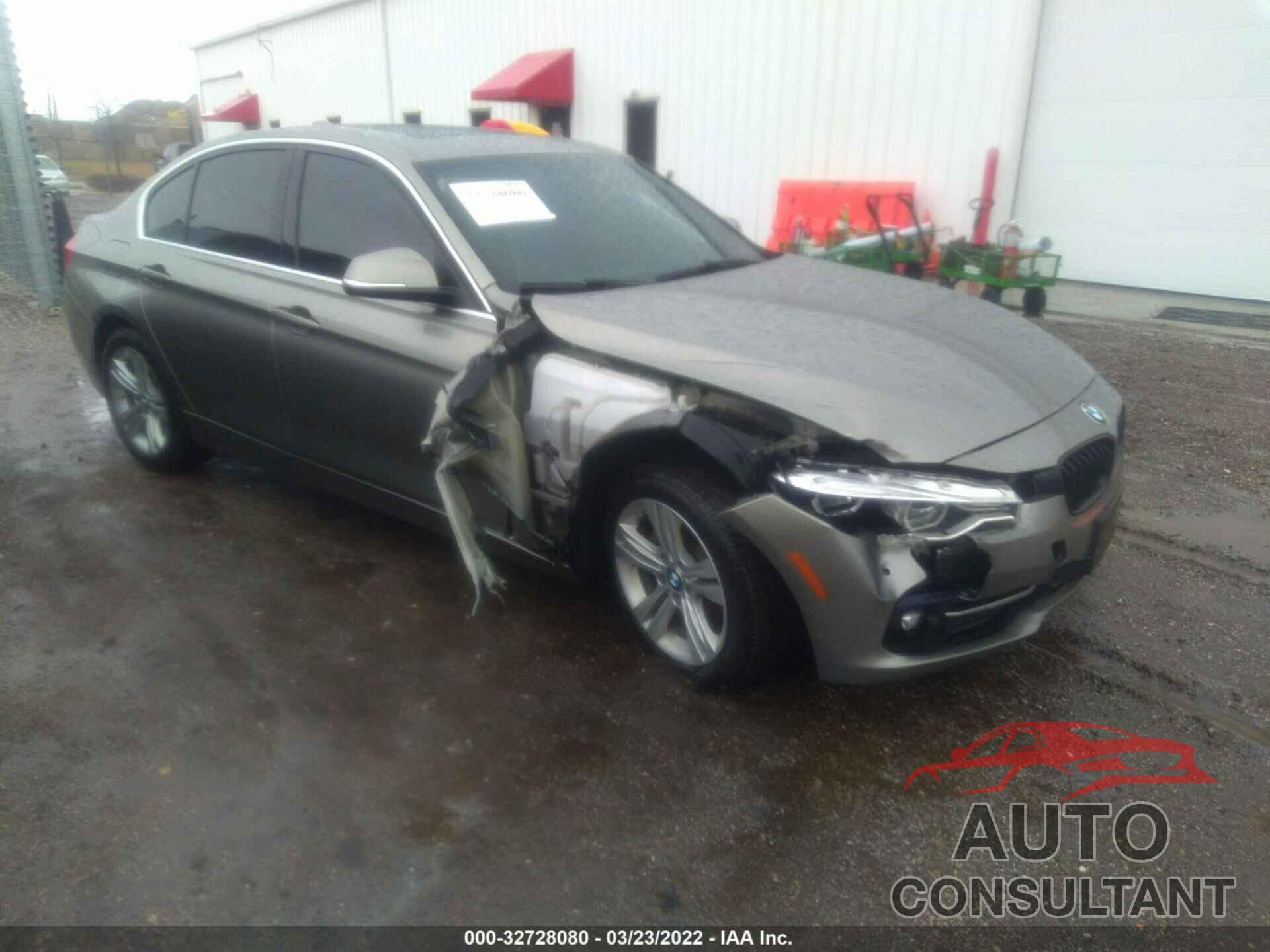 BMW 3 SERIES 2017 - WBA8F1C5XHK439332