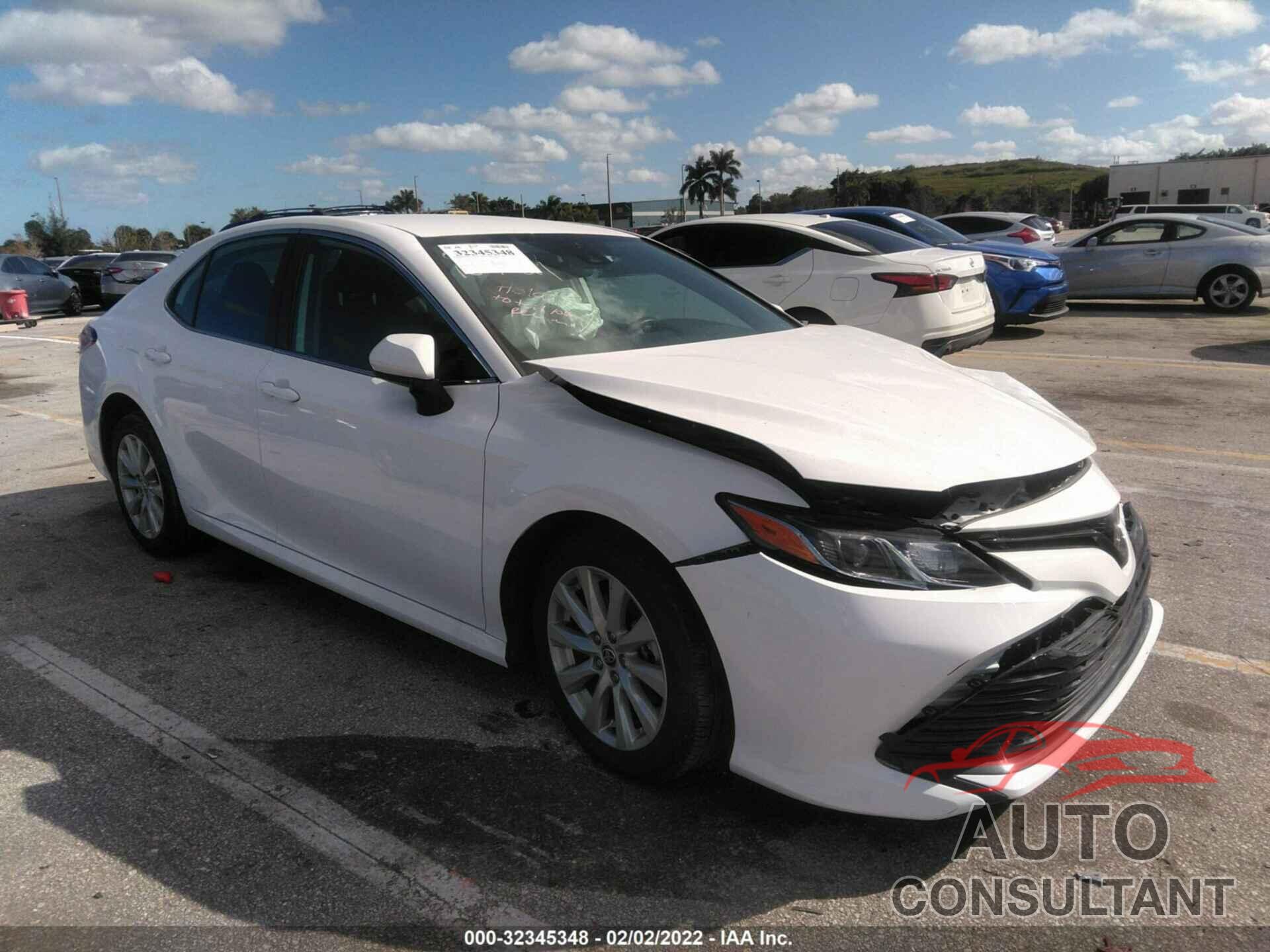 TOYOTA CAMRY 2020 - 4T1C11AK8LU970171