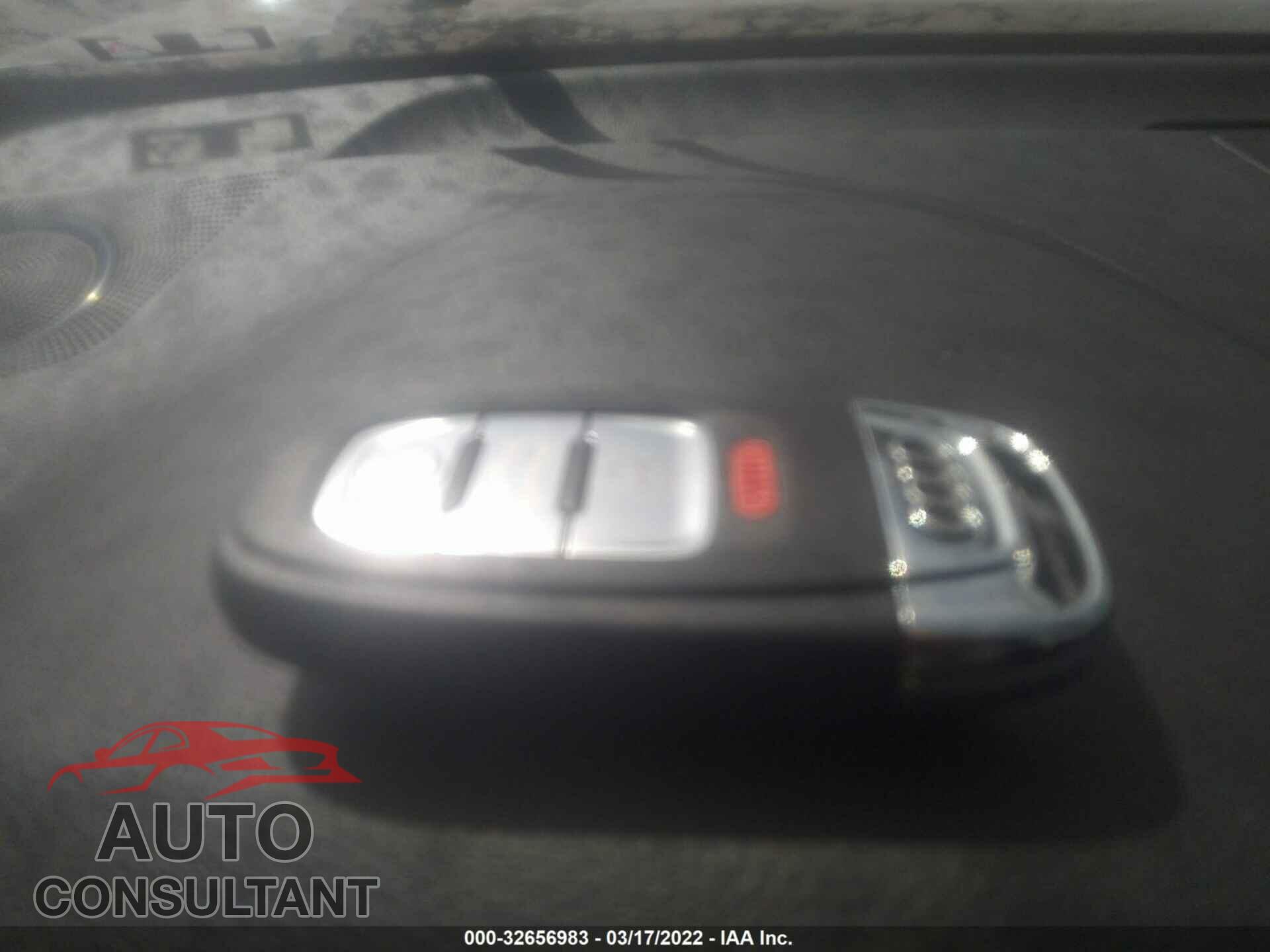 AUDI Q5 2017 - WA1M2AFPXHA046974