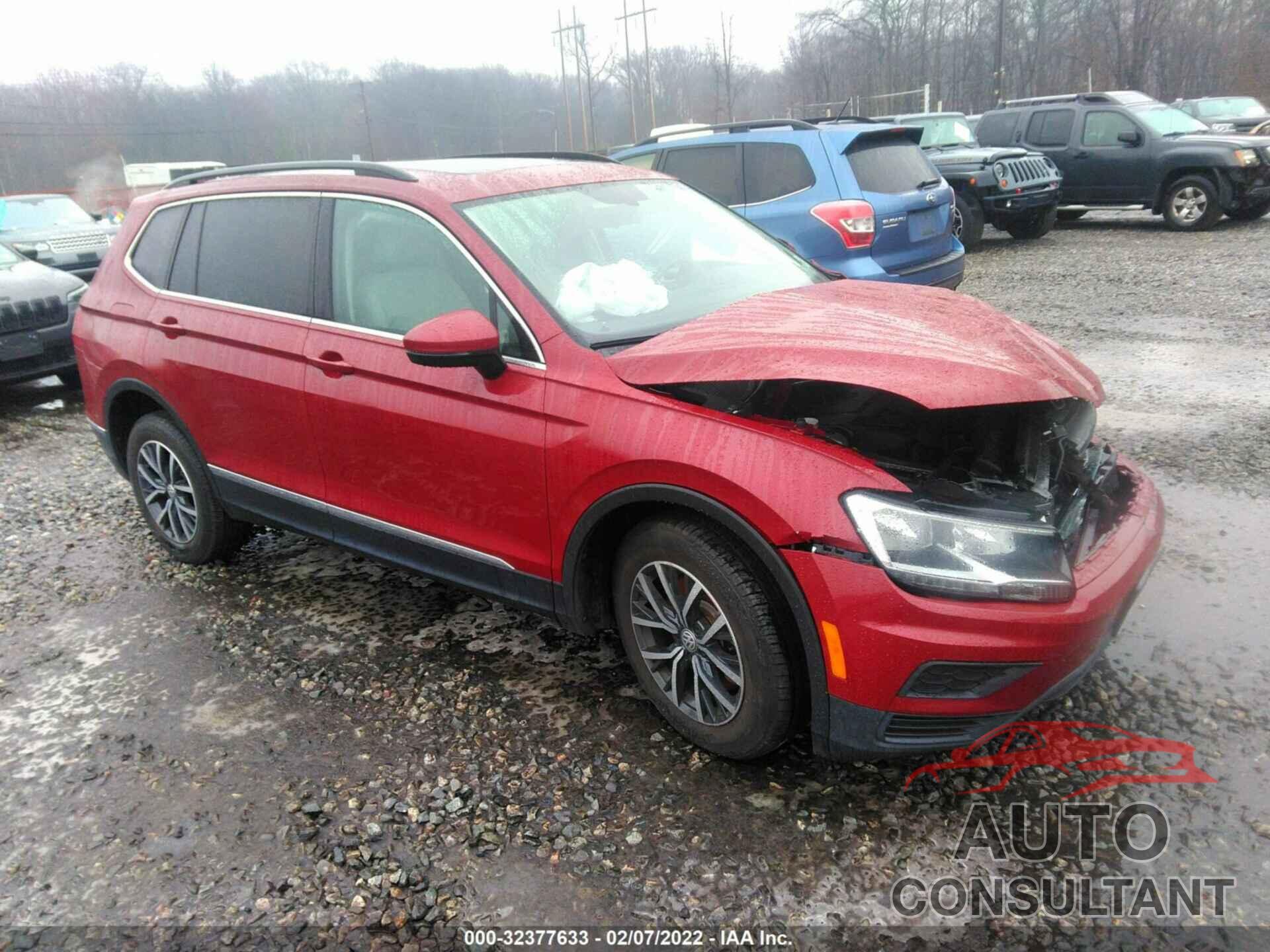 VOLKSWAGEN TIGUAN 2018 - 3VV2B7AX0JM203395