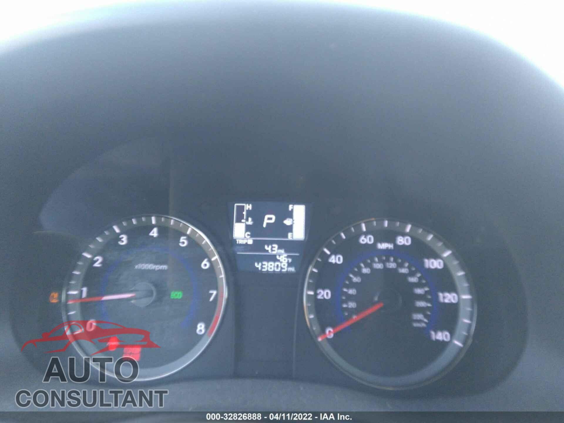 HYUNDAI ACCENT 2017 - KMHCT5AE2HU325907
