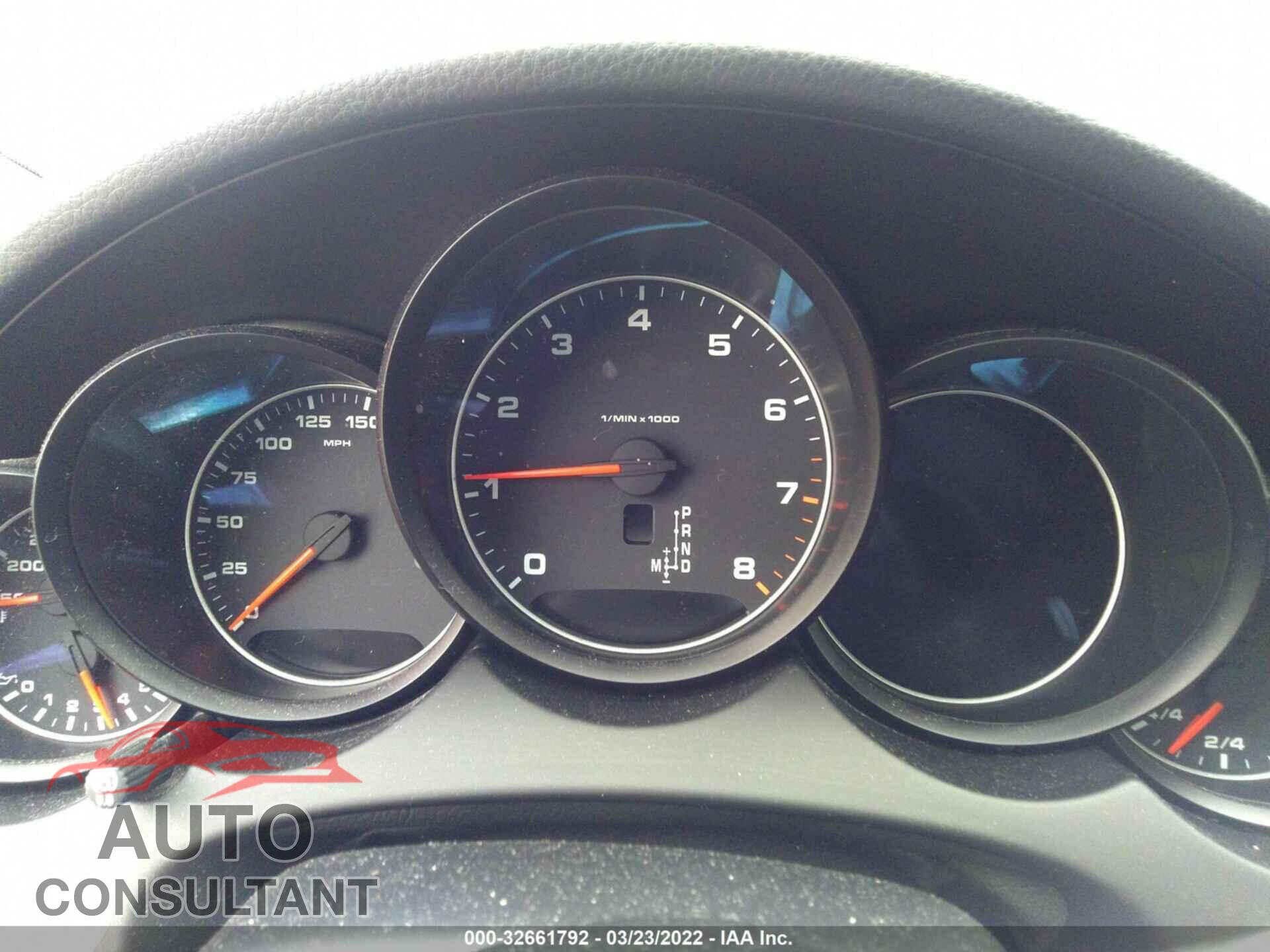 PORSCHE CAYENNE 2016 - WP1AA2A2XGLA10944