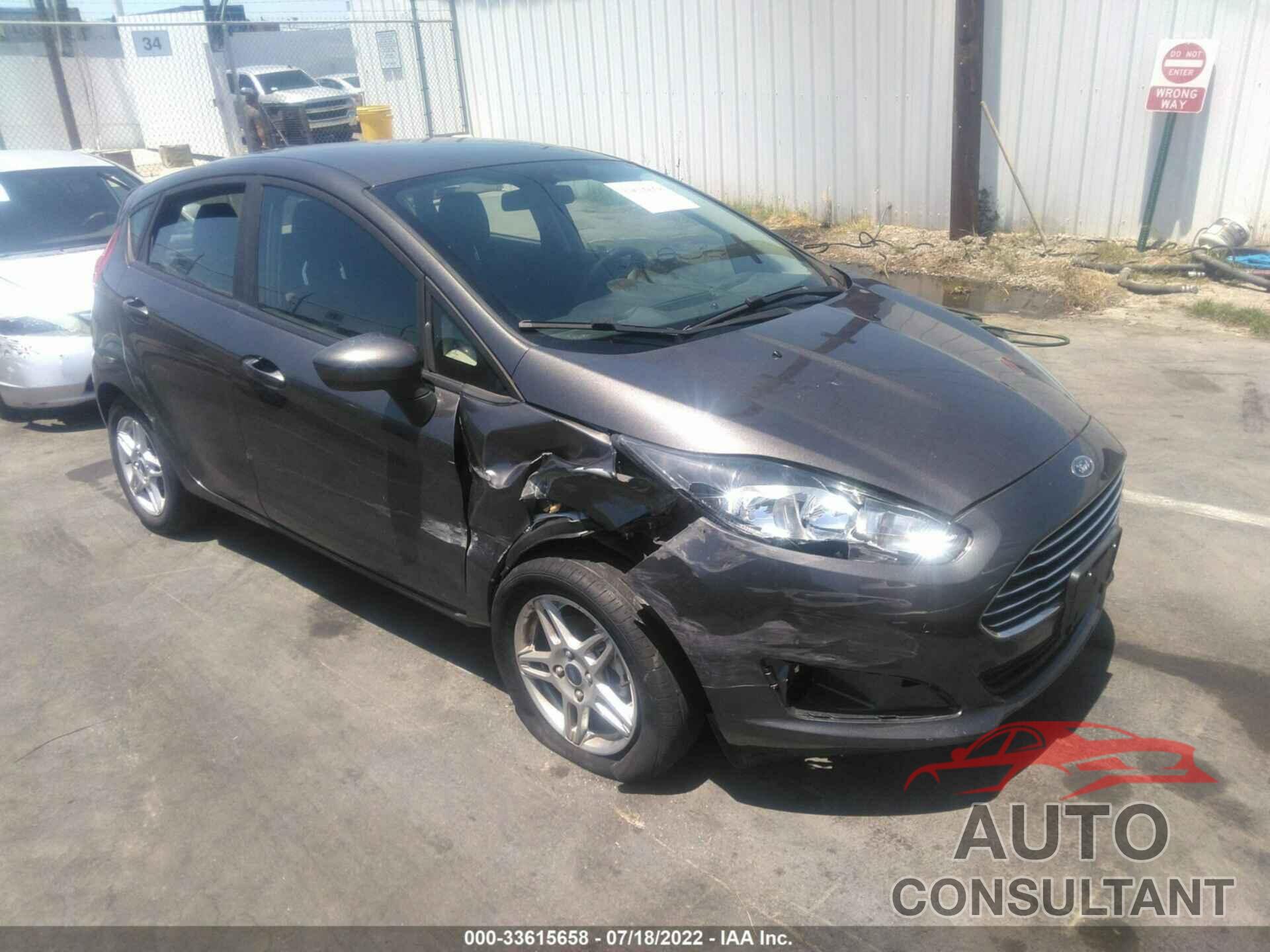 FORD FIESTA 2017 - 3FADP4EJXHM162156