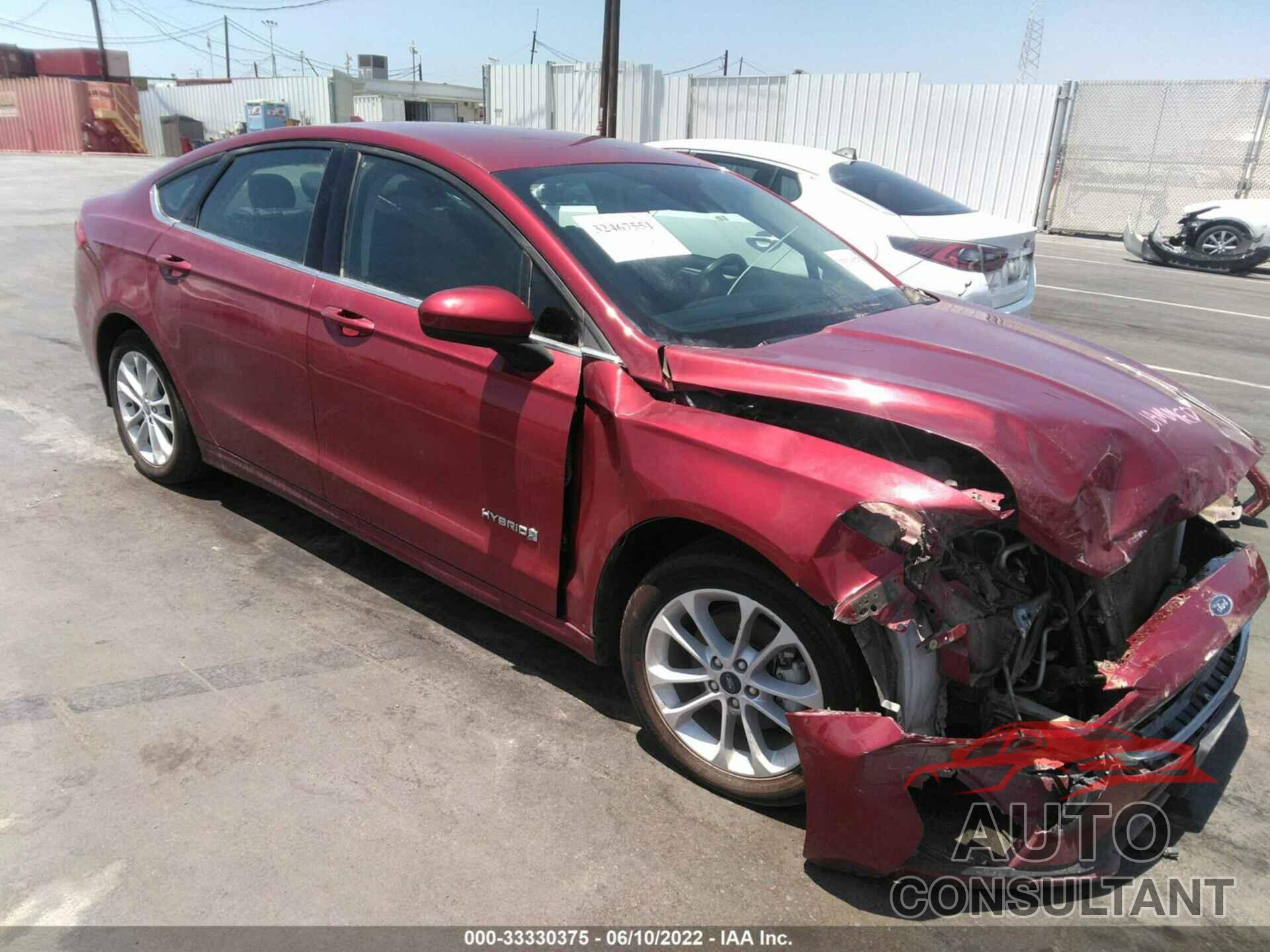 FORD FUSION HYBRID 2019 - 3FA6P0LU9KR188482