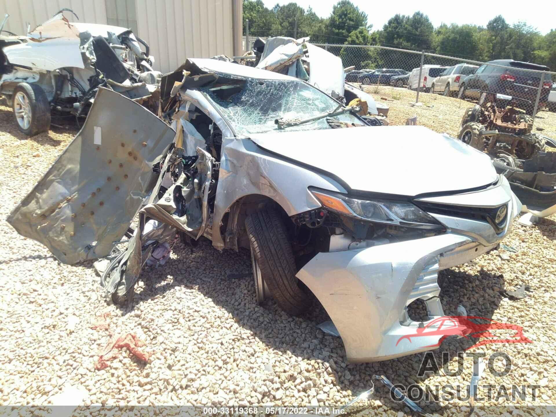 TOYOTA CAMRY 2018 - 4T1B11HK3JU144424