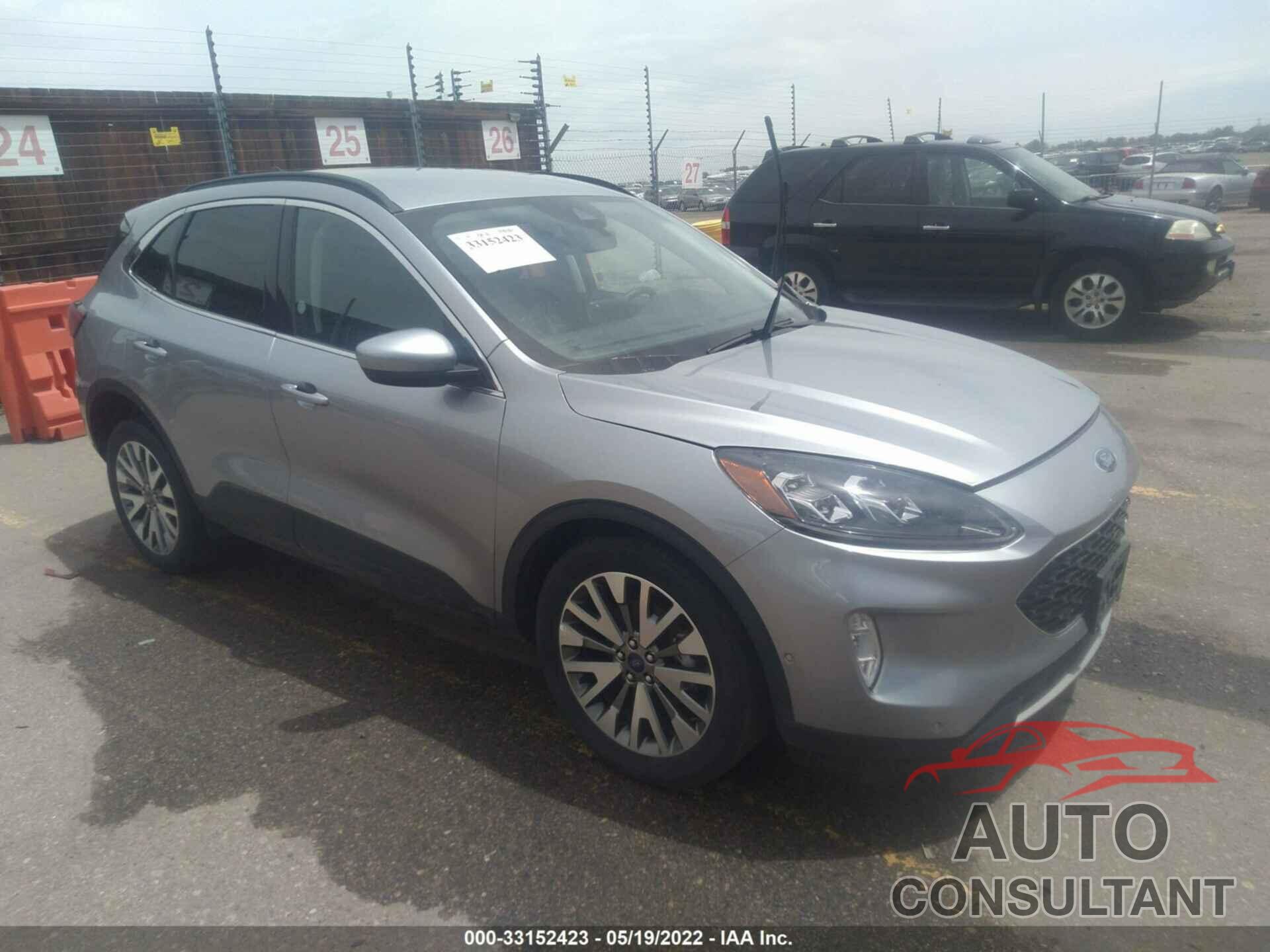 FORD ESCAPE 2021 - 1FMCU9J97MUA70821