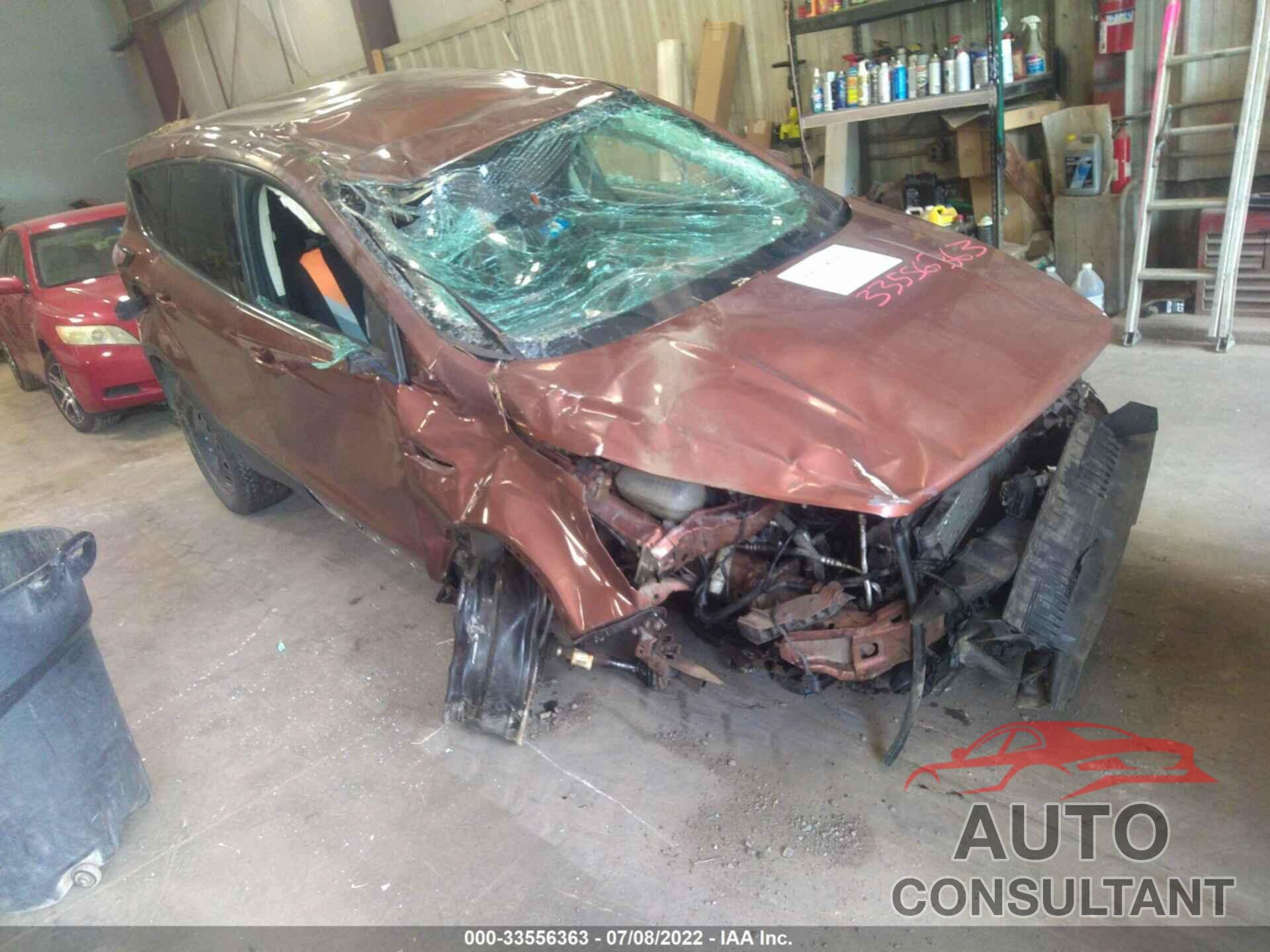 FORD ESCAPE 2017 - 1FMCU9GD0HUB55324