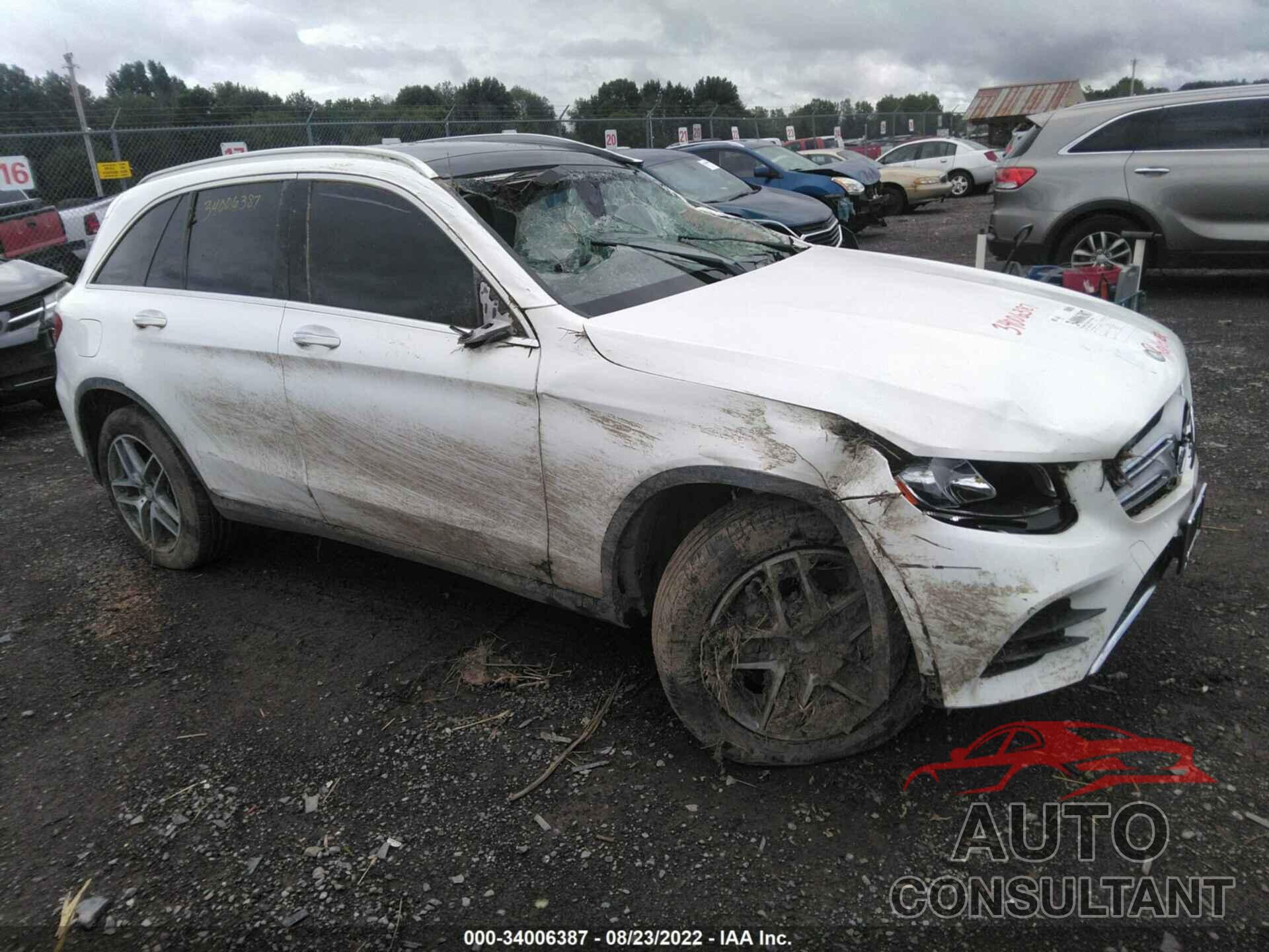 MERCEDES-BENZ GLC 2016 - WDC0G4KB8GF017230