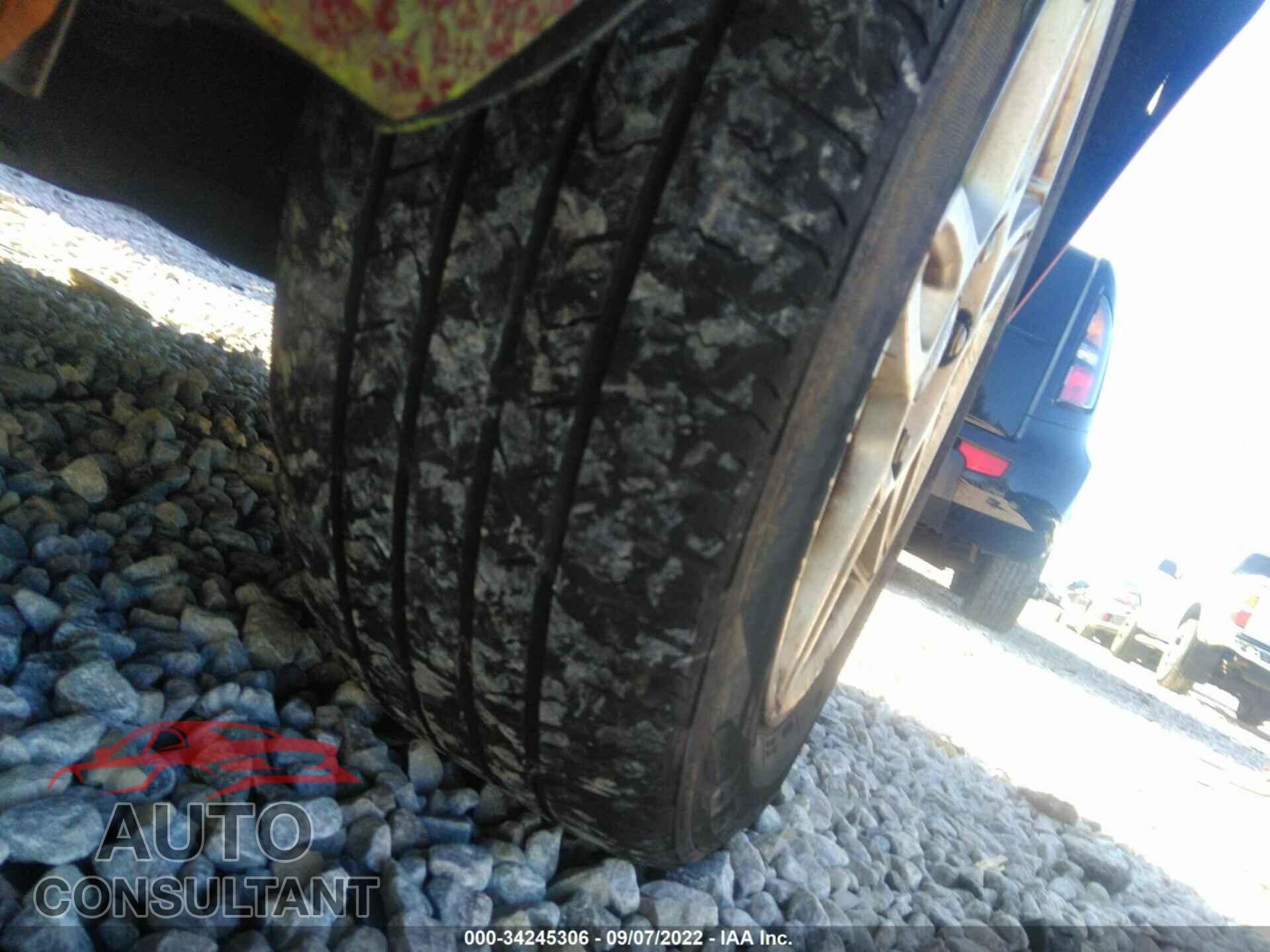 FORD FIESTA 2017 - 3FADP4EJ9HM115832