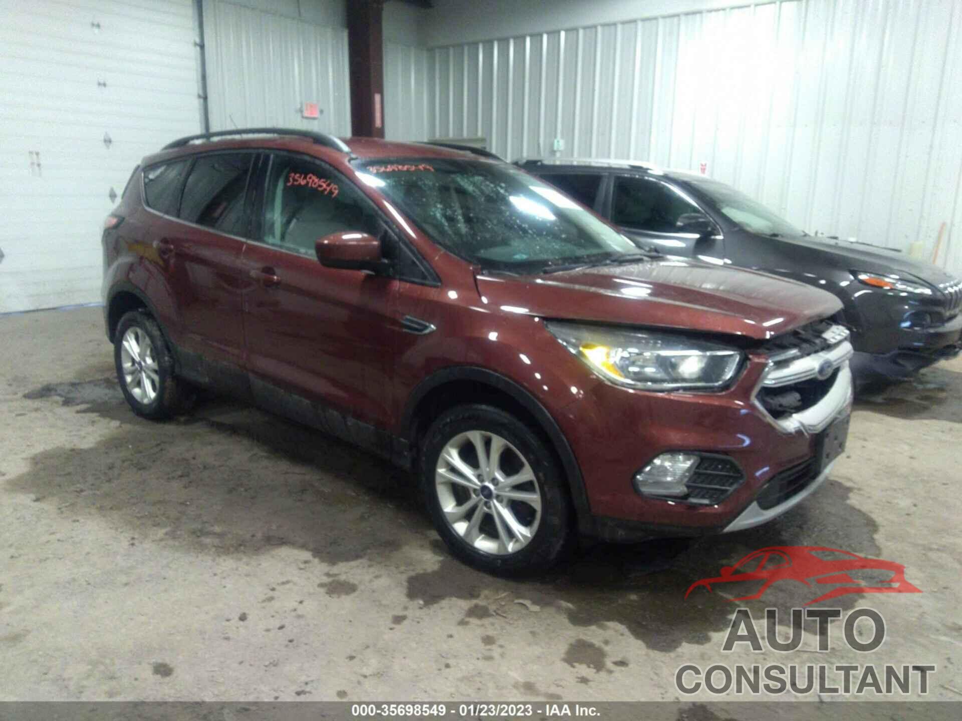 FORD ESCAPE 2018 - 1FMCU9GD6JUA03182