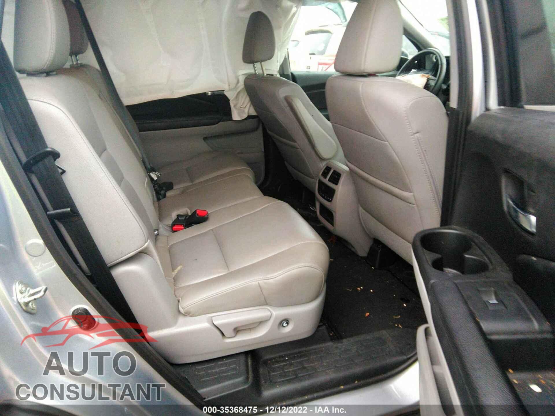 HONDA PILOT 2017 - 5FNYF5H6XHB033060