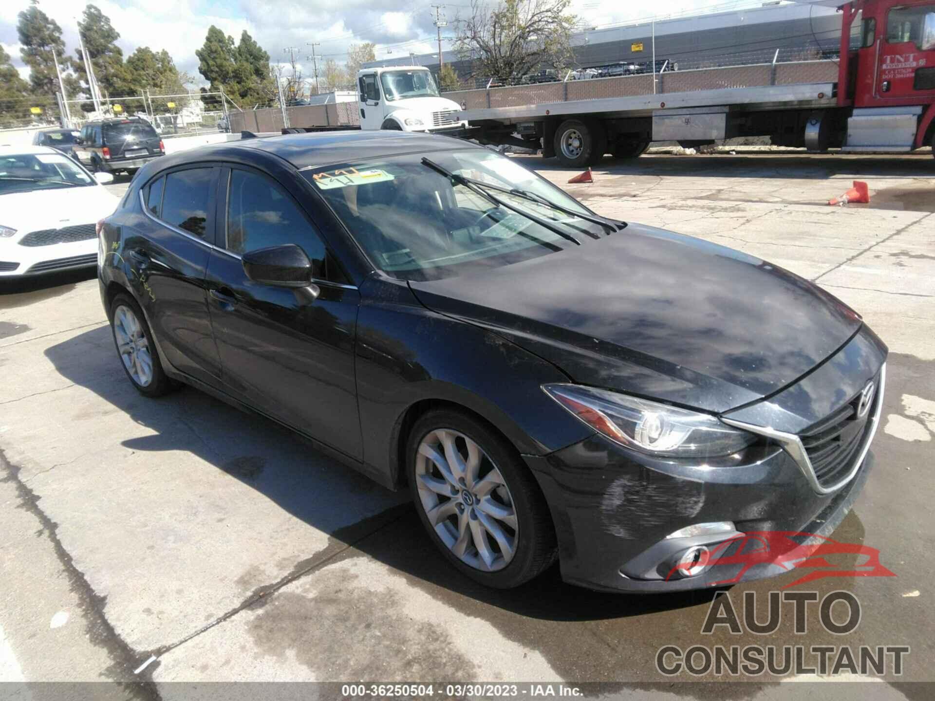 MAZDA MAZDA3 2016 - JM1BM1N38G1355363