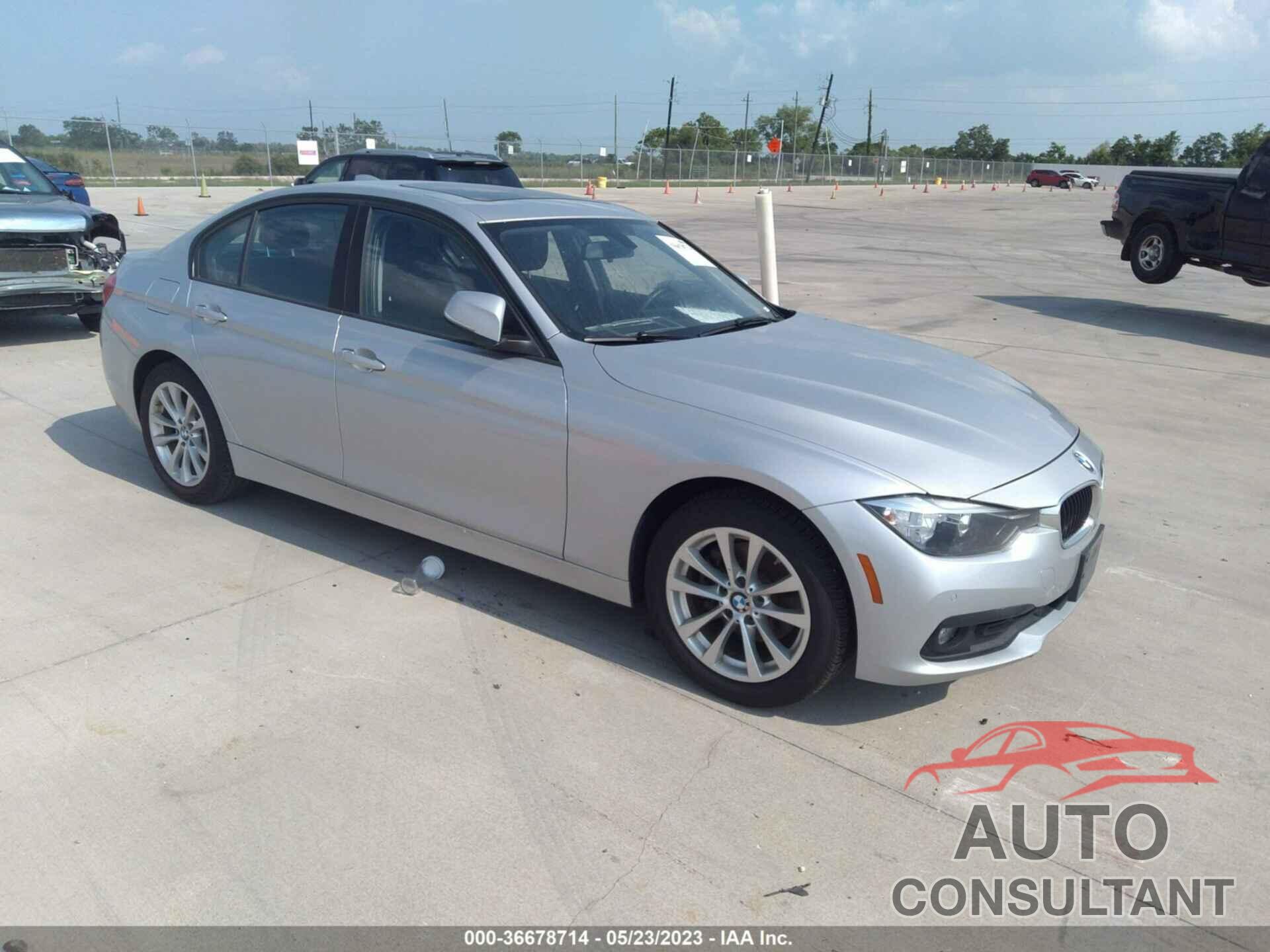 BMW 3 SERIES 2017 - WBA8E5G37HNU44361