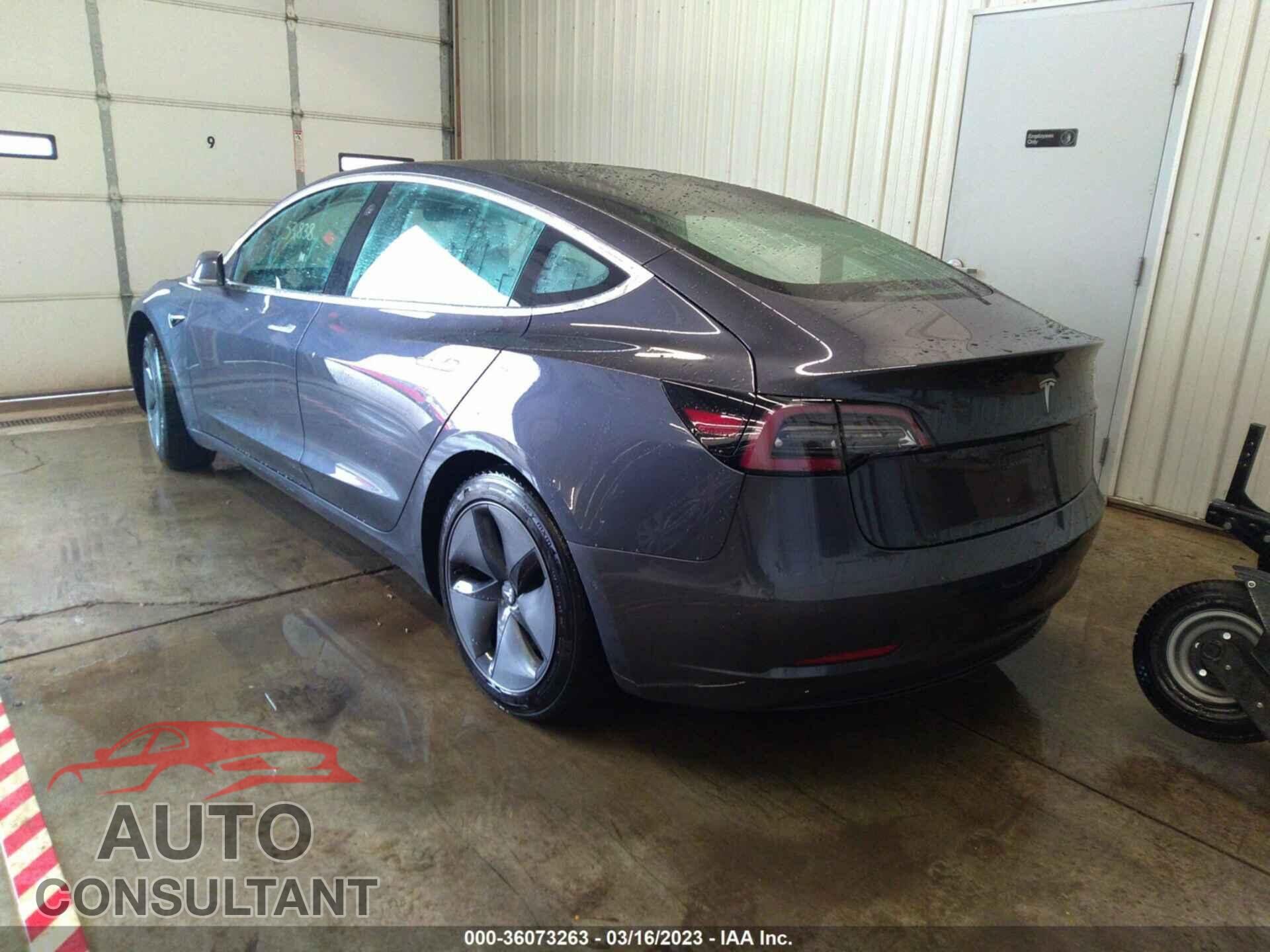 TESLA MODEL 3 2018 - 5YJ3E1EA9JF153744