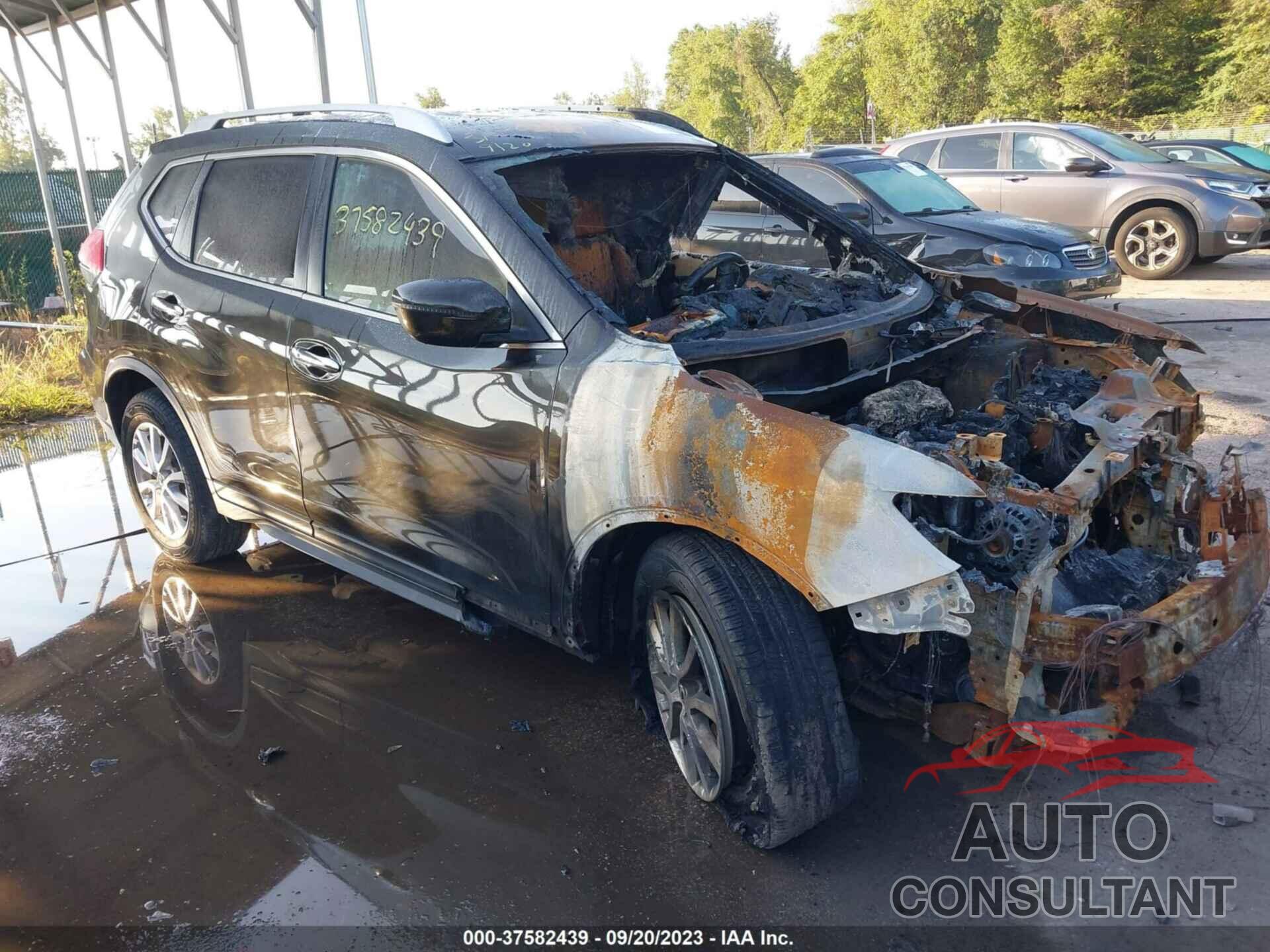 NISSAN ROGUE 2017 - KNMAT2MV0HP593245