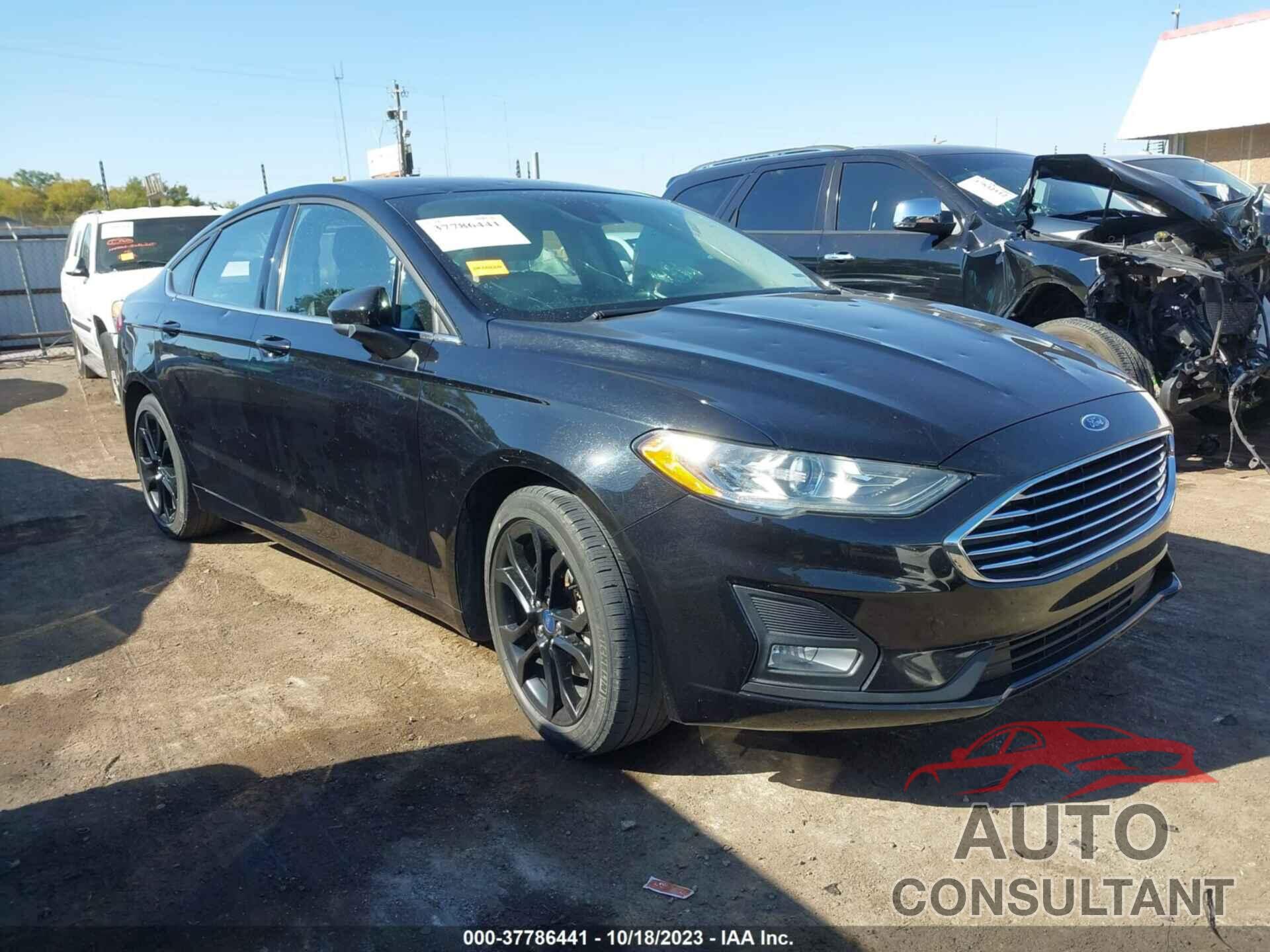 FORD FUSION 2019 - 3FA6P0HDXKR133063