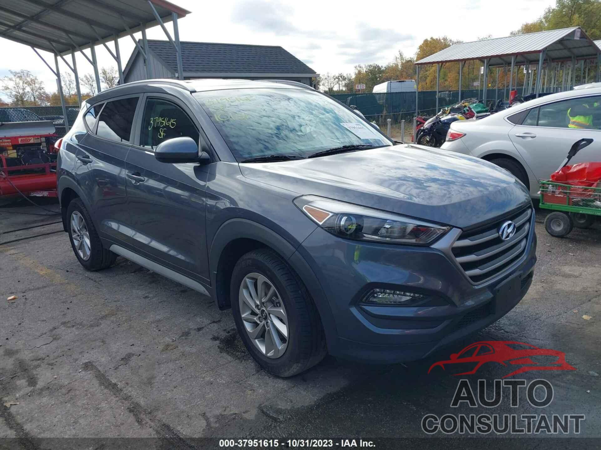 HYUNDAI TUCSON 2018 - KM8J33A4XJU608385