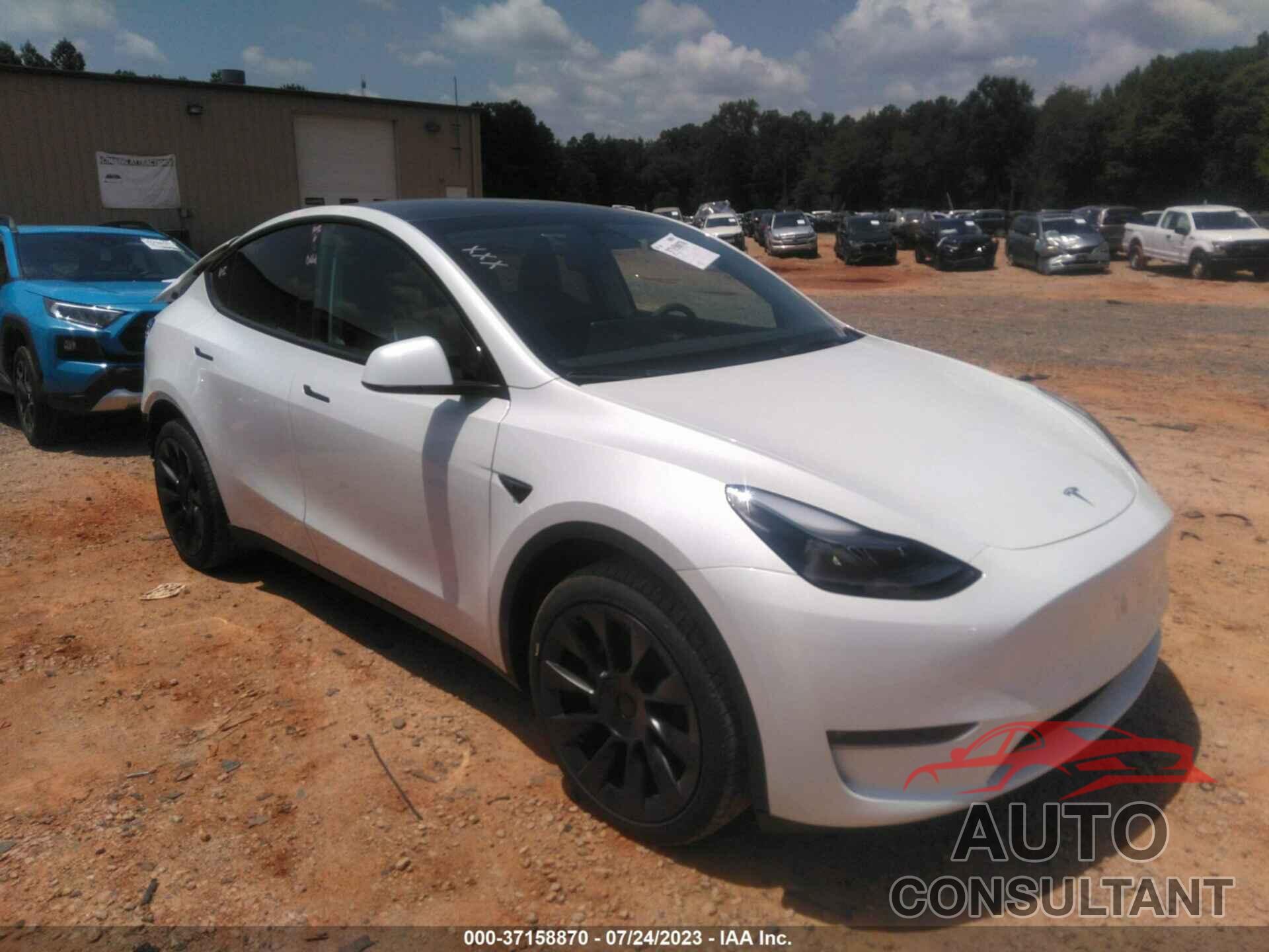 TESLA MODEL Y 2023 - 7SAYGDEE5PF766119