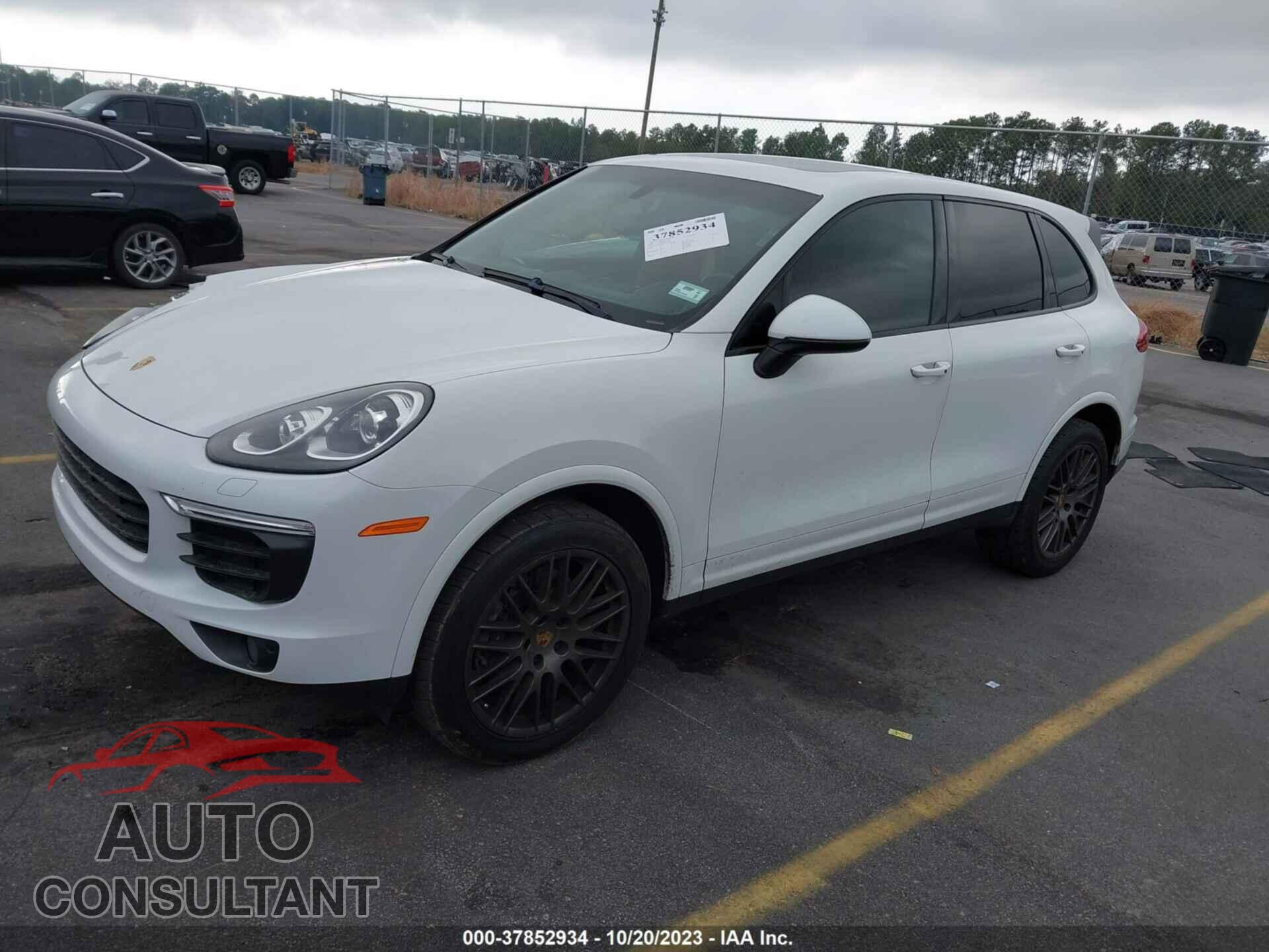 PORSCHE CAYENNE 2017 - WP1AA2A27HKA88279