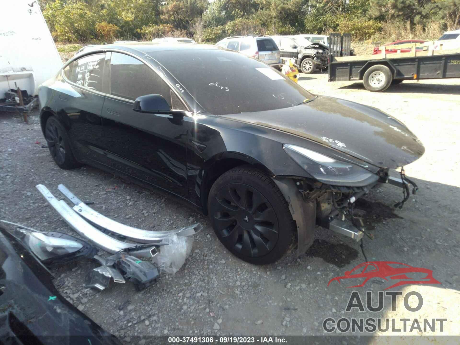TESLA MODEL 3 2021 - 5YJ3E1EA4MF938600