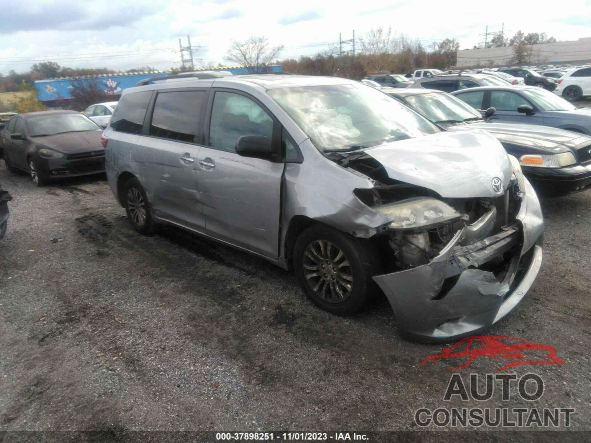 TOYOTA SIENNA 2016 - 5TDYK3DC7GS747699