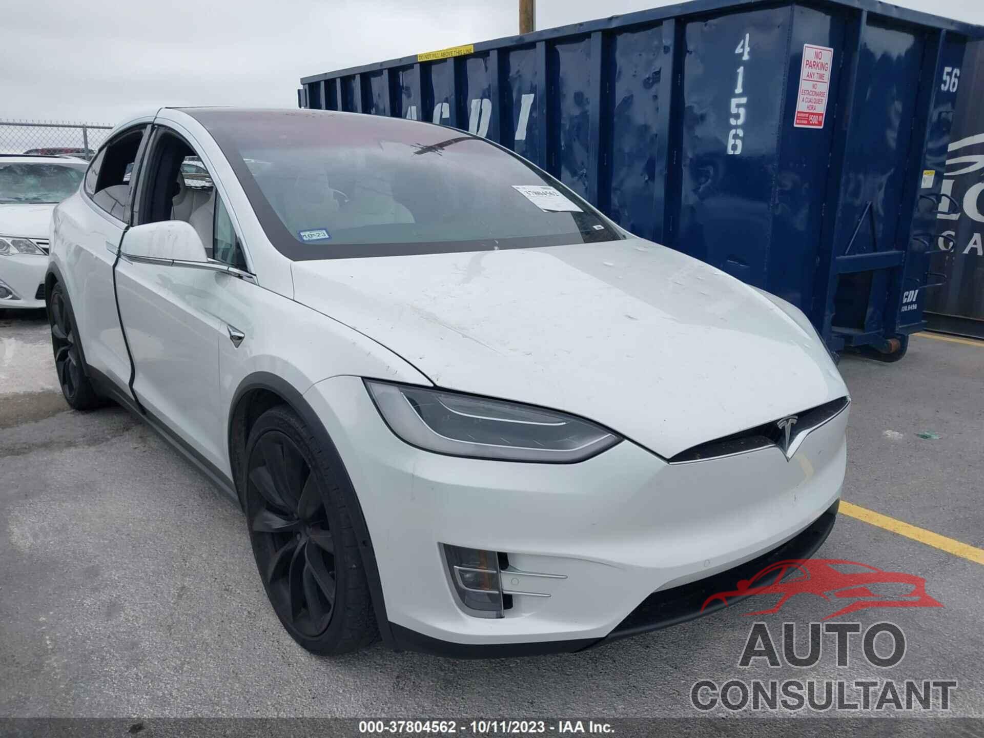 TESLA MODEL X 2018 - 5YJXCAE2XJF113995