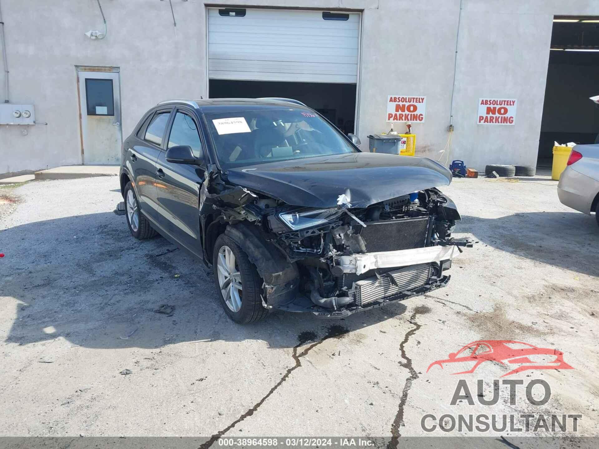 AUDI Q3 2017 - WA1ECCFS0HR001724