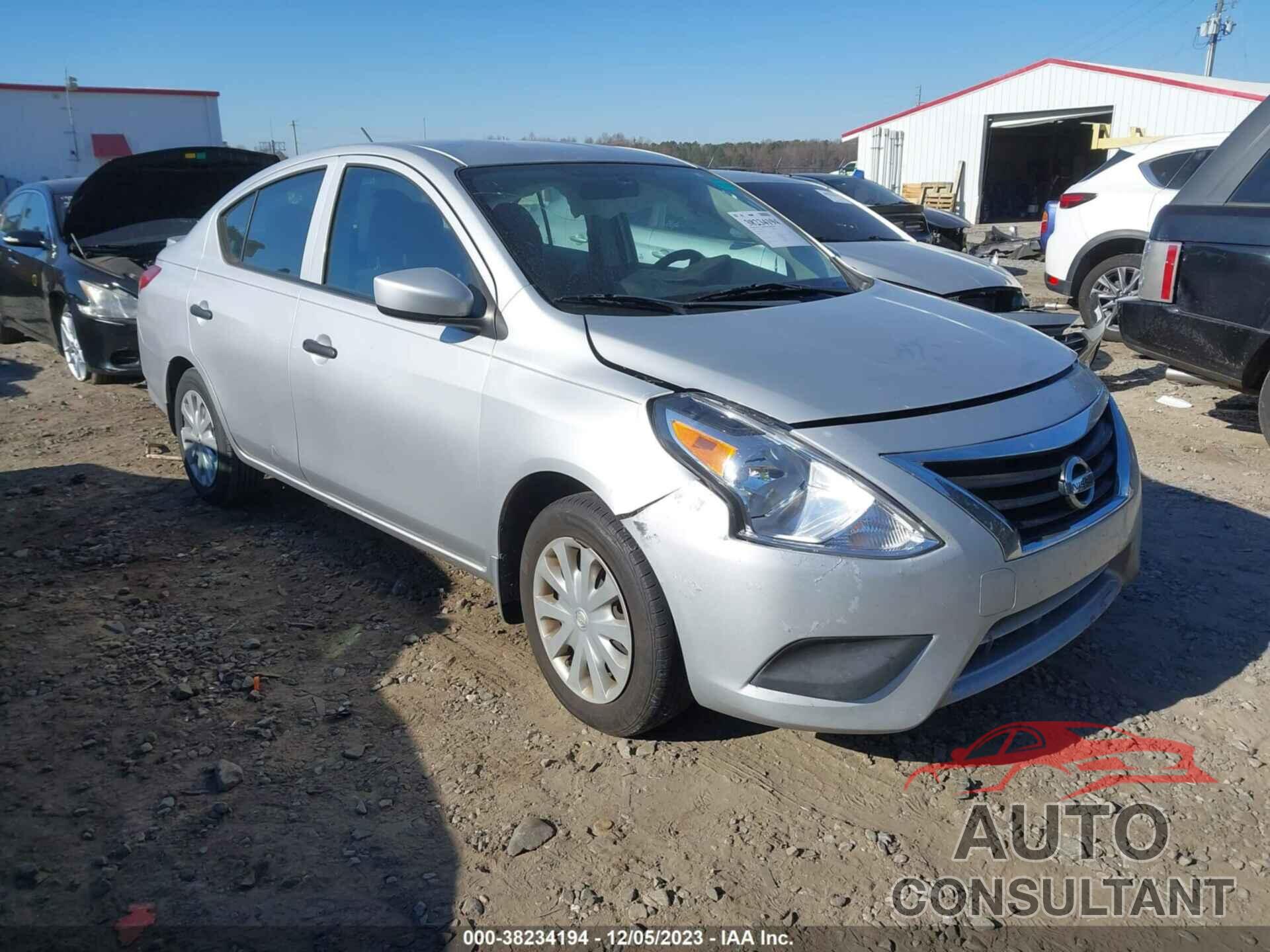 NISSAN VERSA 2018 - 3N1CN7AP2JL864798