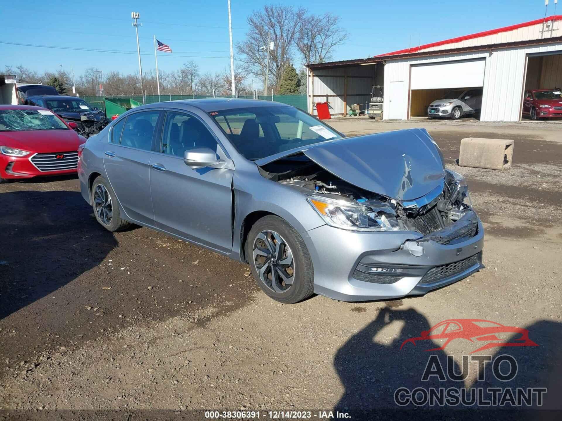 HONDA ACCORD 2017 - 1HGCR2F89HA061351