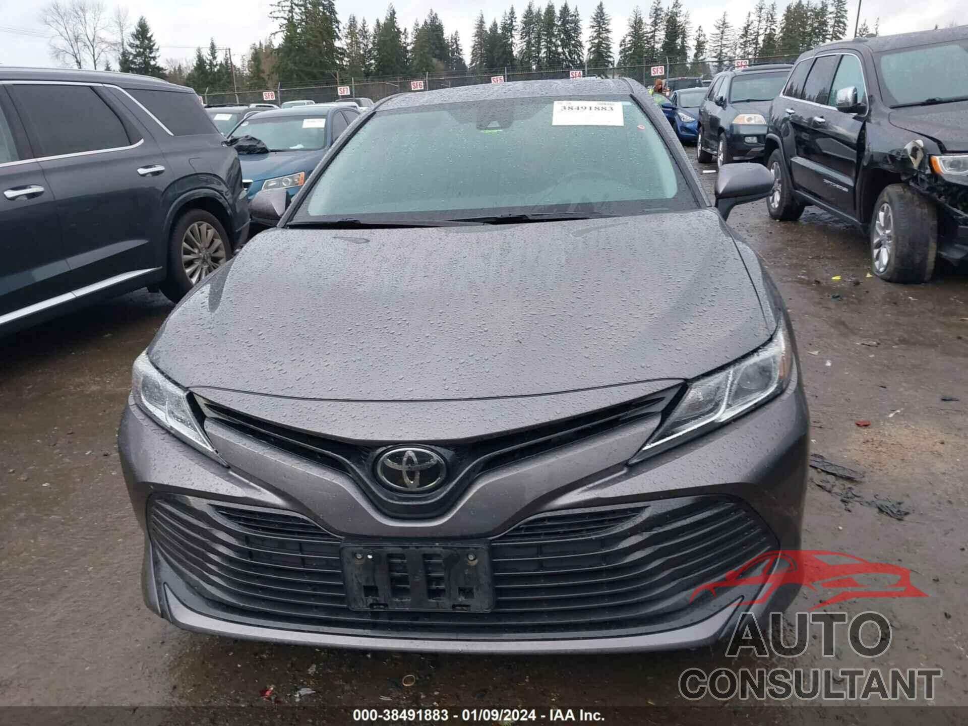 TOYOTA CAMRY 2018 - 4T1B11HKXJU117124