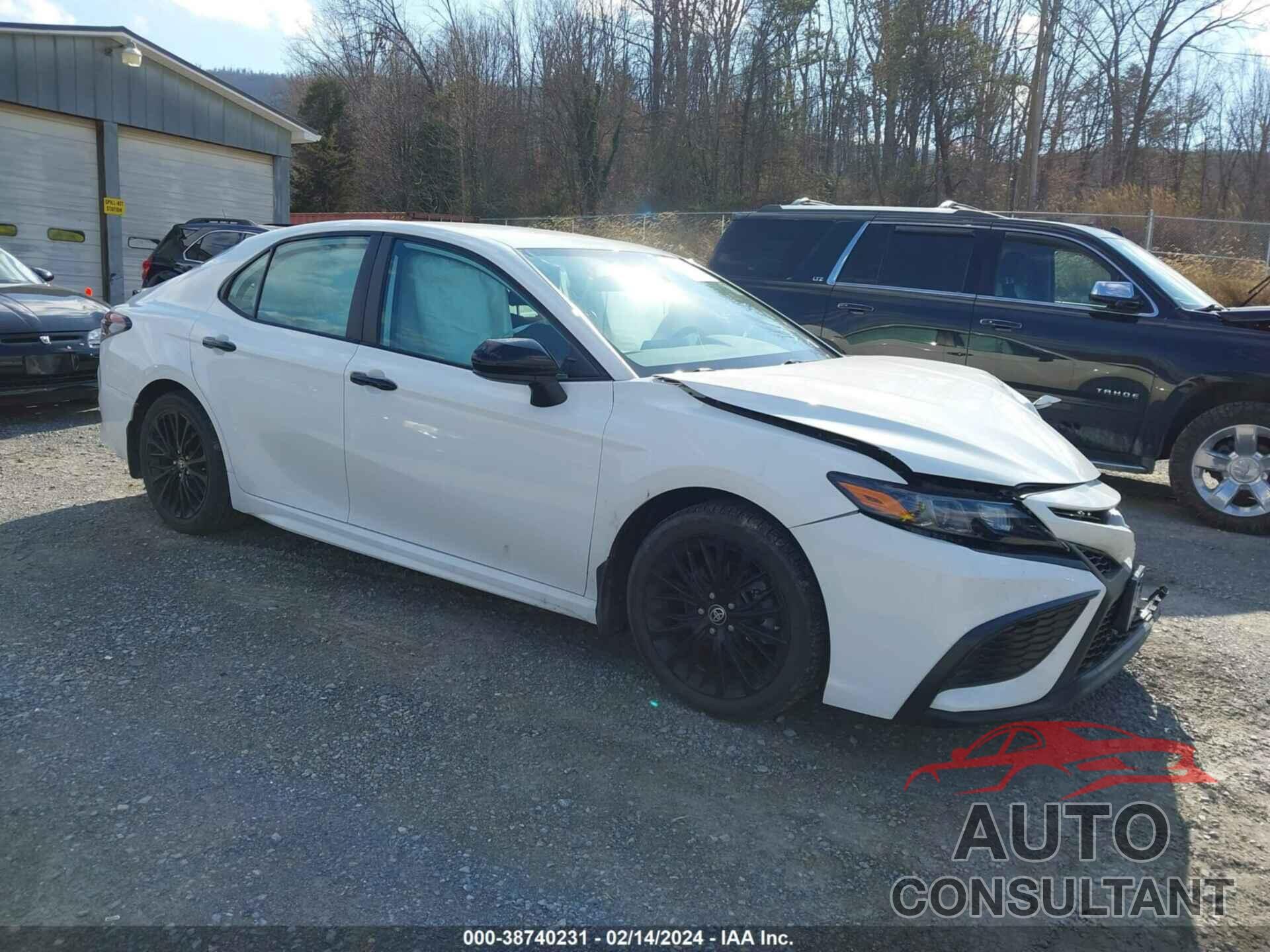 TOYOTA CAMRY 2021 - 4T1G11BK6MU028167