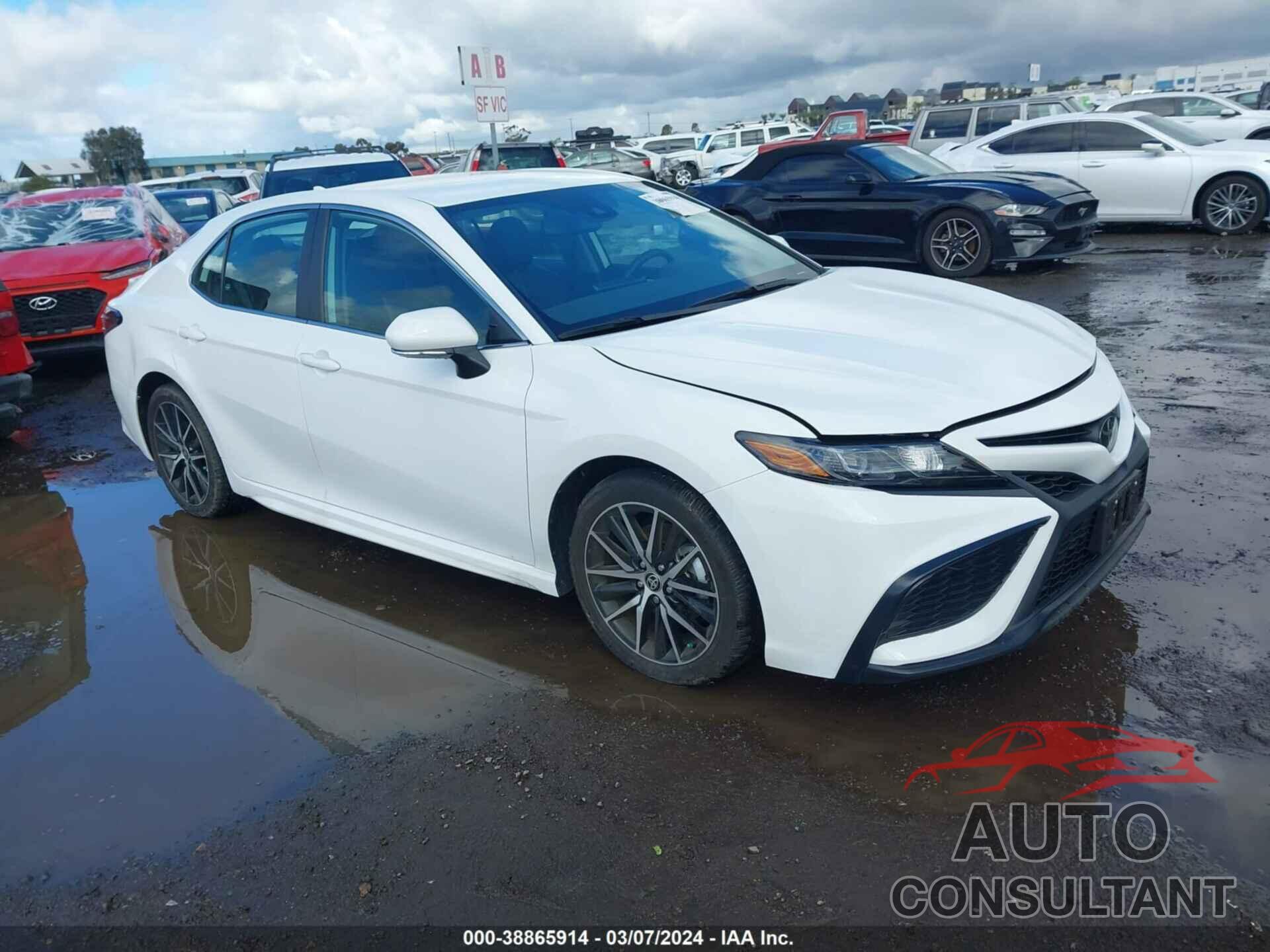 TOYOTA CAMRY 2023 - 4T1T11AK7PU754737