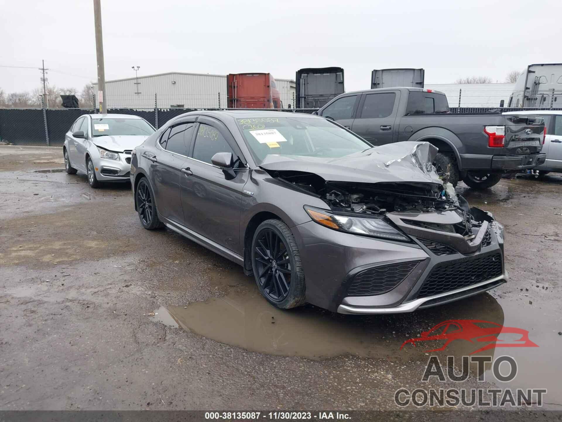 TOYOTA CAMRY 2021 - 4T1K31AK2MU560392