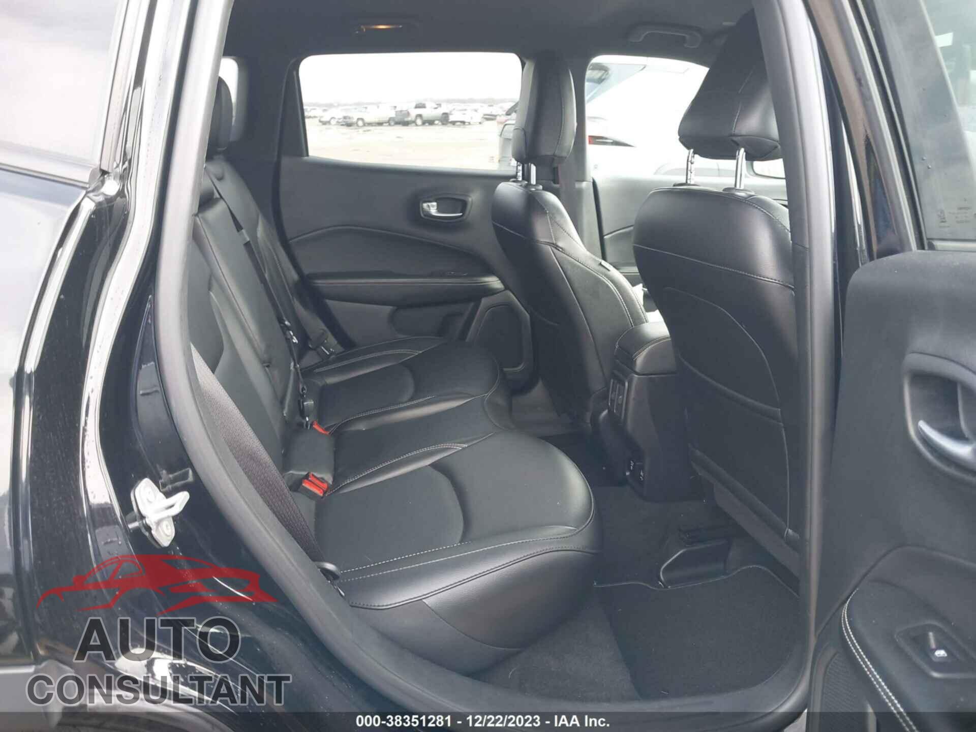 JEEP COMPASS 2021 - 3C4NJCEB3MT602401